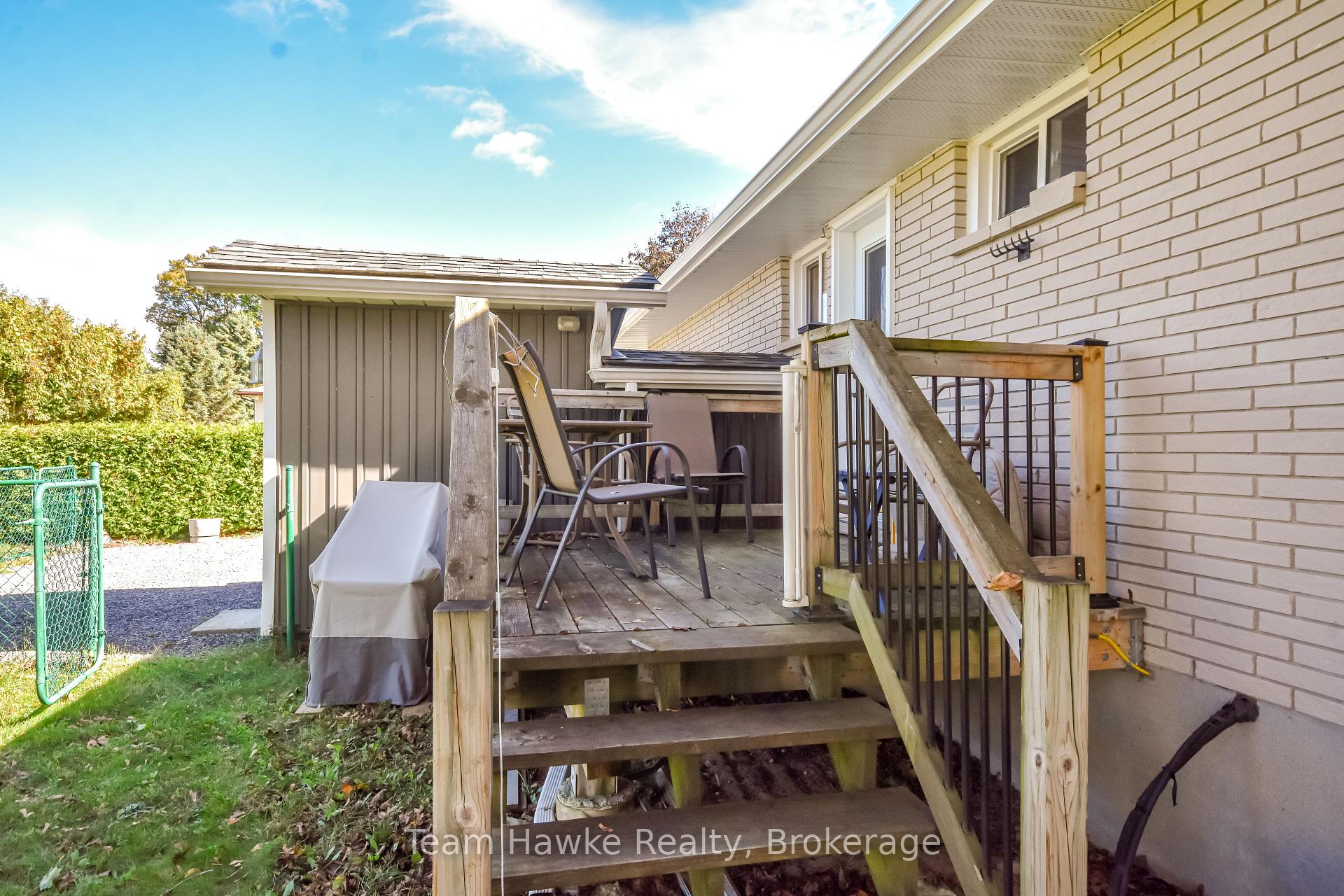 Photo 43 of 71 Edward Street, Penetanguishene — HOMEH