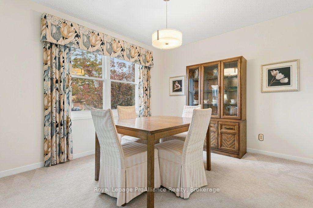 Photo 13 of 21 Forrester Court, Belleville, Belleville Ward — HOMEH
