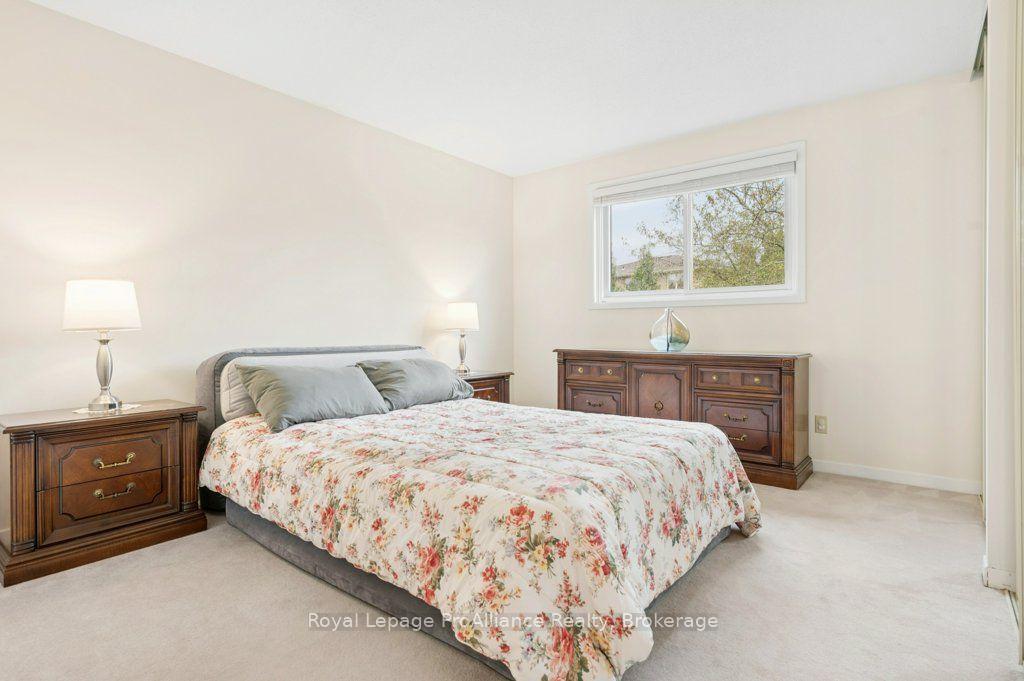 Photo 20 of 21 Forrester Court, Belleville, Belleville Ward — HOMEH