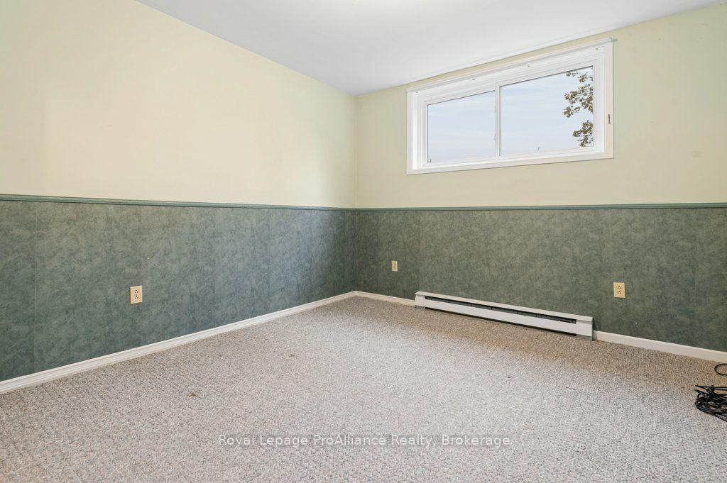 Photo 32 of 21 Forrester Court, Belleville, Belleville Ward — HOMEH