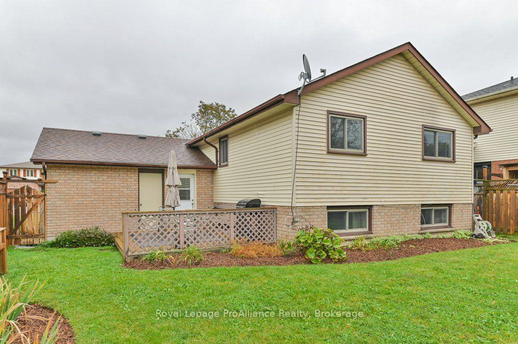 Photo 35 of 21 Forrester Court, Belleville, Belleville Ward — HOMEH