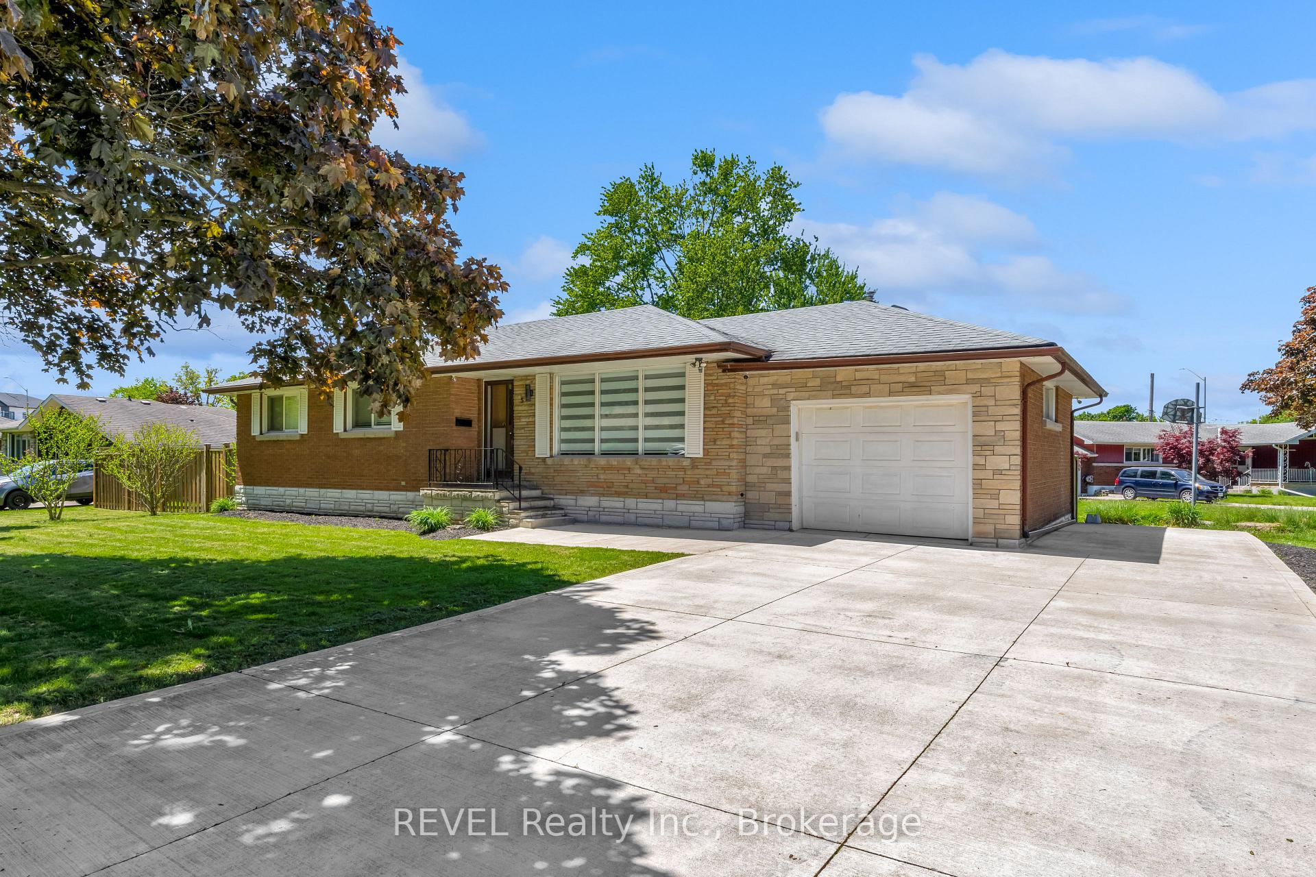 Photo of 5 Armour Drive