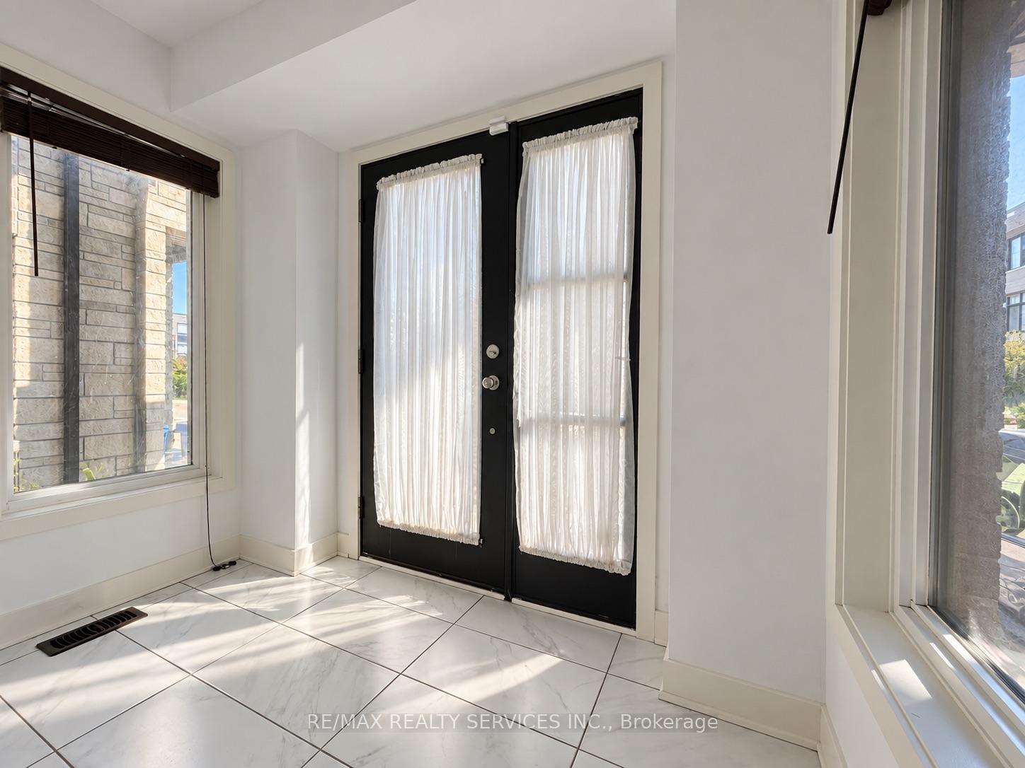 Photo 2 of 58 Pageant Avenue, Vaughan, Vellore Village — HOMEH