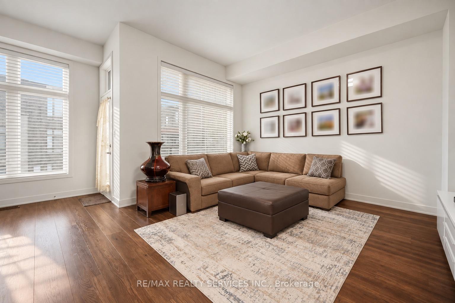 Photo 11 of 58 Pageant Avenue, Vaughan, Vellore Village — HOMEH