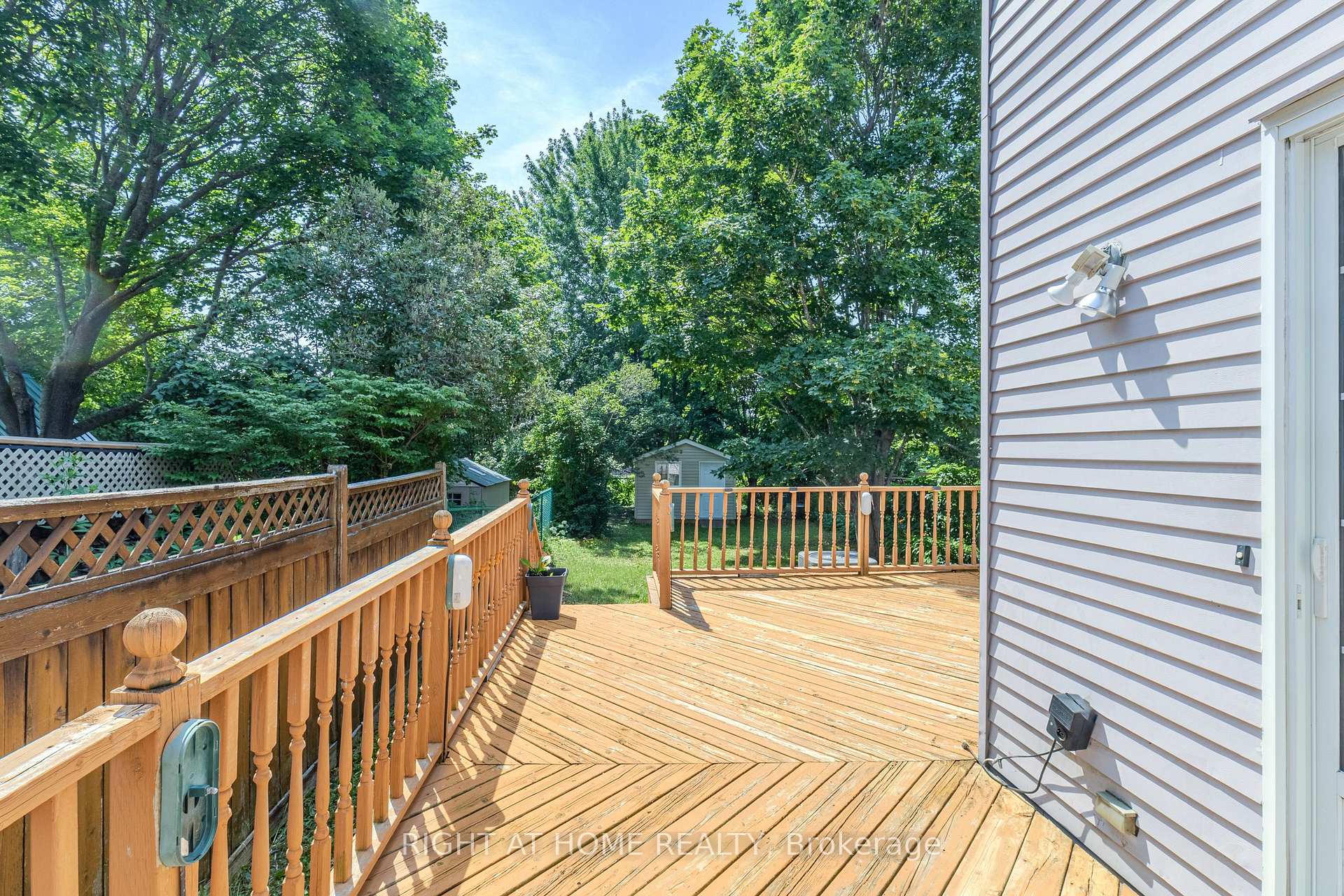 Photo 20 of 161 Pheasant Run Drive, Ottawa, Barrhaven - Pheasant Run — HOMEH