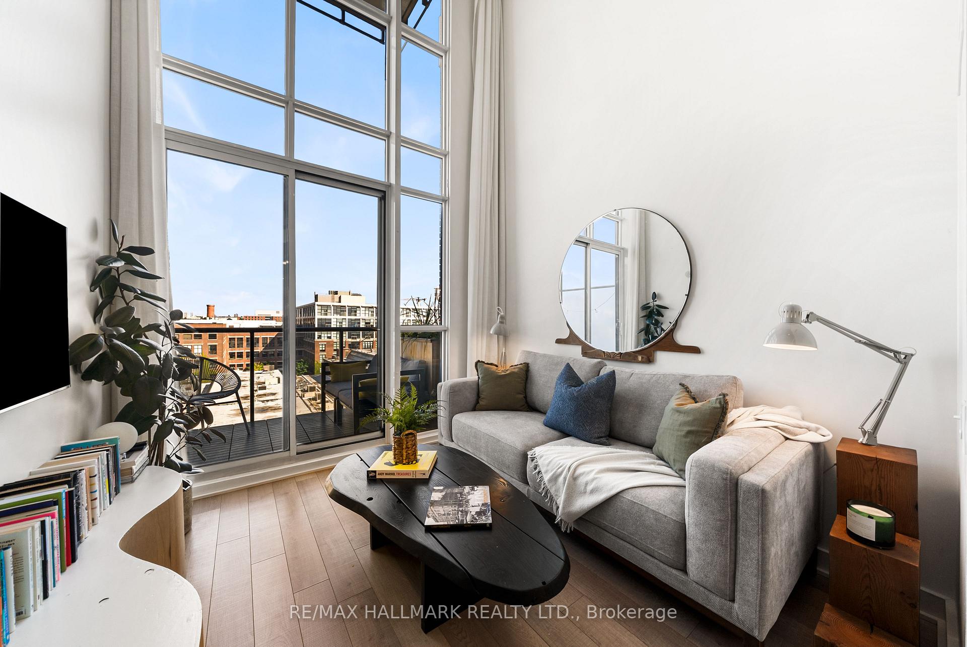 Photo 1 of Unit 617, 5 Hanna Avenue, Toronto, Niagara — HOMEH