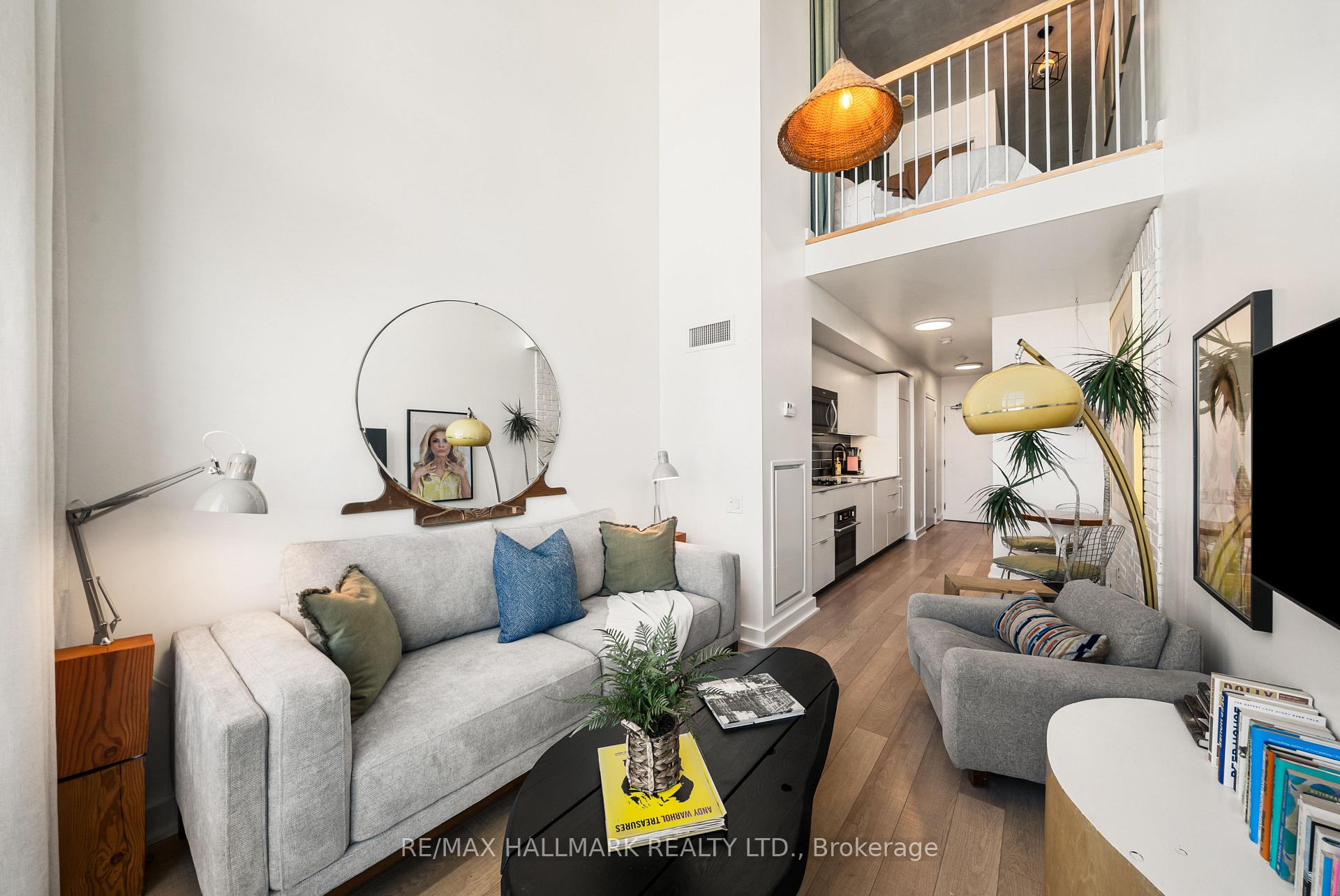 Photo 5 of Unit 617, 5 Hanna Avenue, Toronto, Niagara — HOMEH