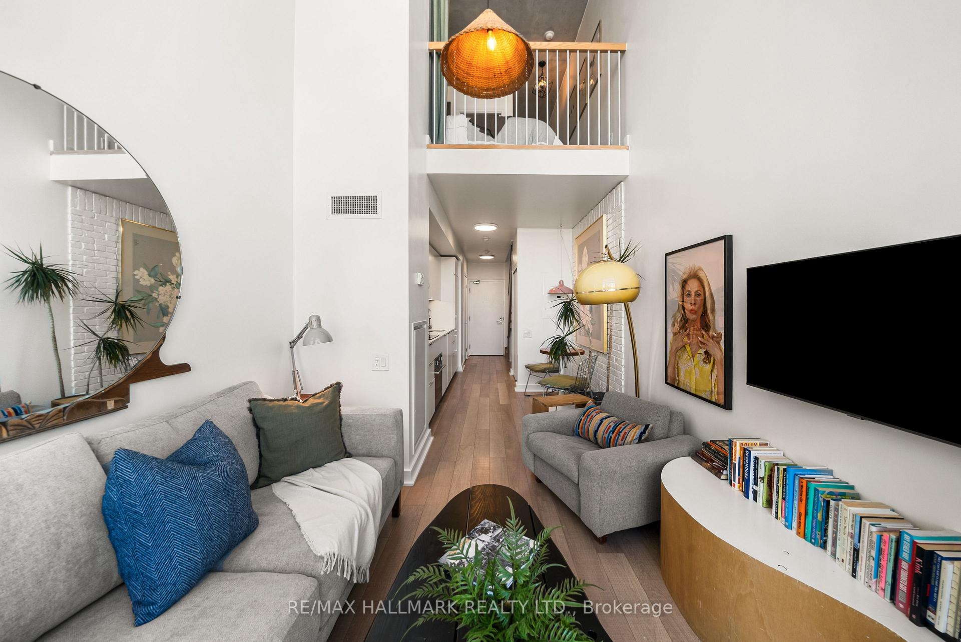 Photo 7 of Unit 617, 5 Hanna Avenue, Toronto, Niagara — HOMEH