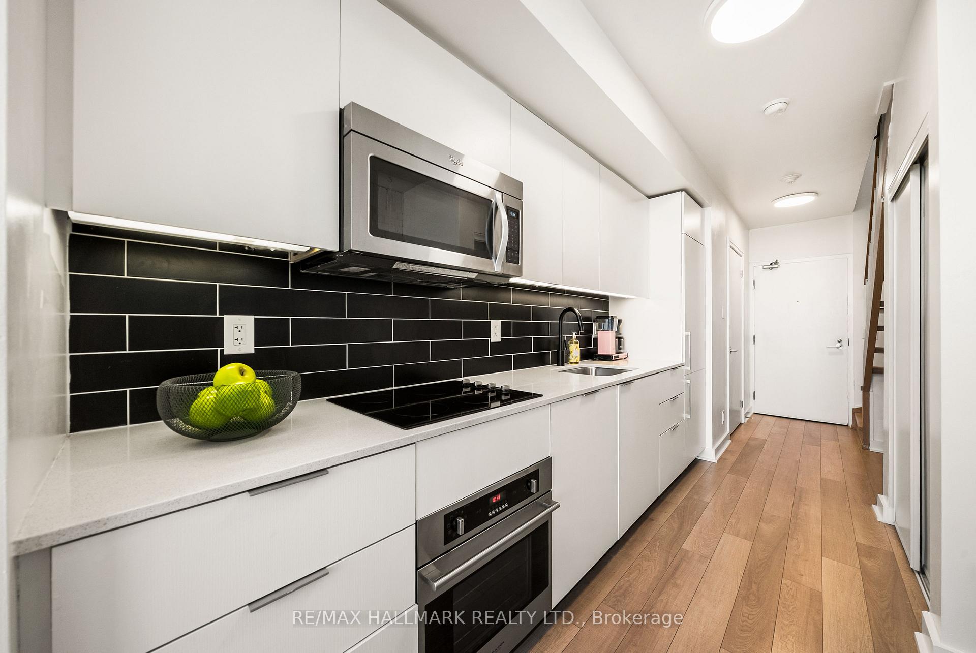 Photo 12 of Unit 617, 5 Hanna Avenue, Toronto, Niagara — HOMEH
