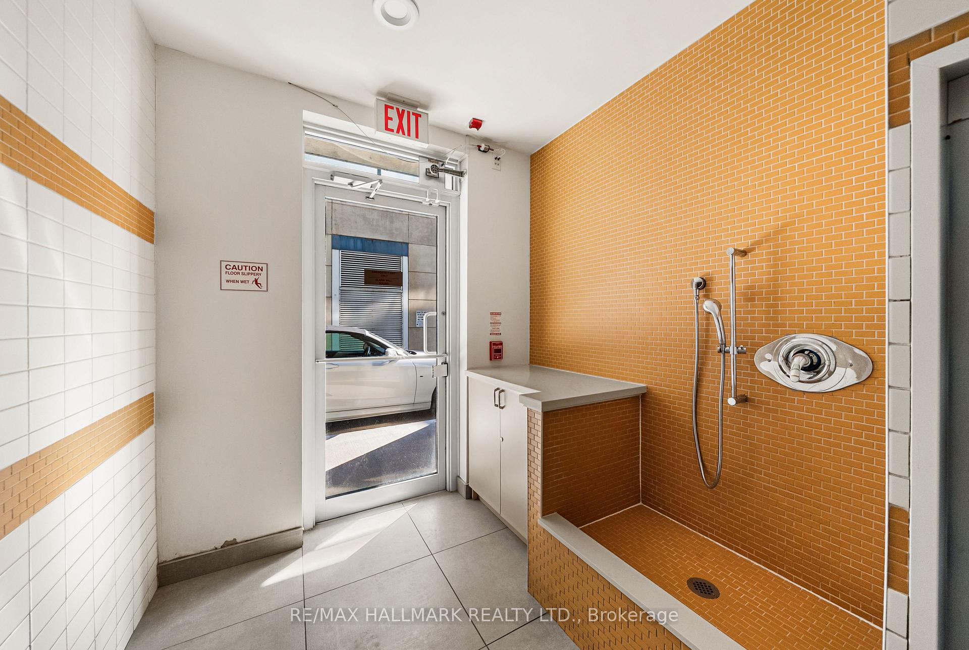Photo 31 of Unit 617, 5 Hanna Avenue, Toronto, Niagara — HOMEH