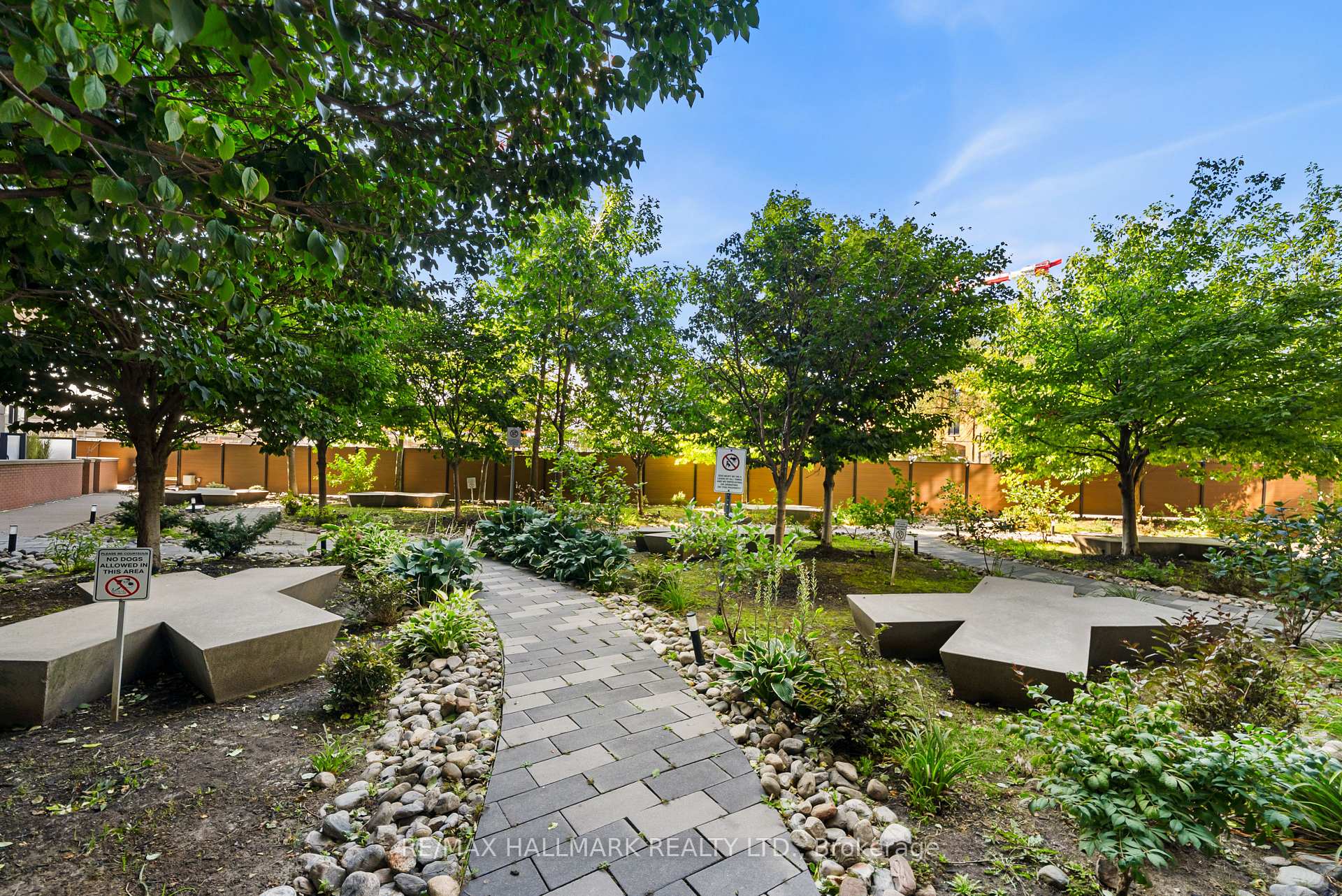 Photo 32 of Unit 617, 5 Hanna Avenue, Toronto, Niagara — HOMEH