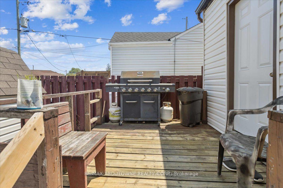 Photo 24 of 61 Dieppe Road, St. Catharines, Facer — HOMEH