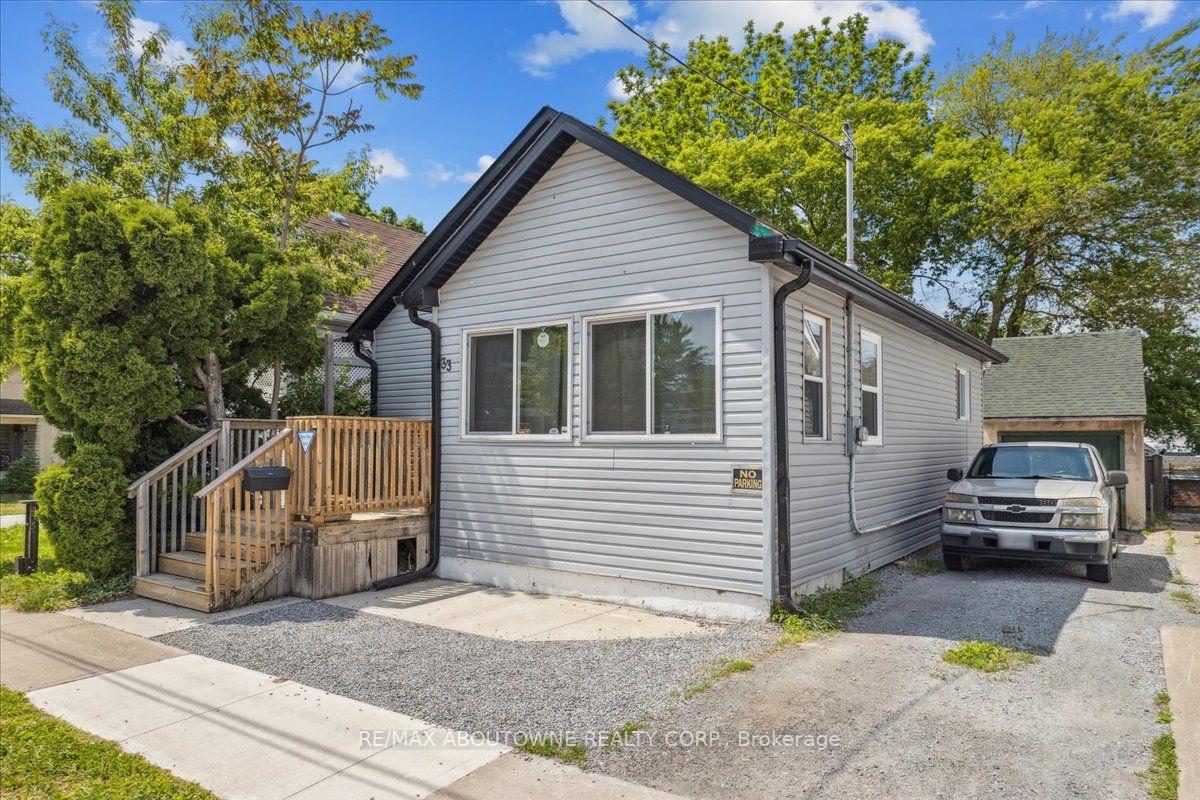 Photo 2 of 33 North Street, St. Catharines, Downtown — HOMEH