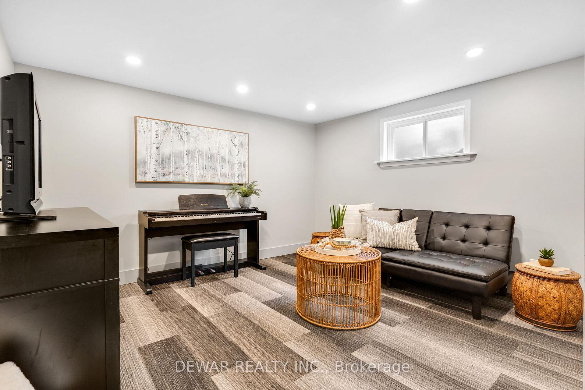 Photo 31 of 18 Bismark Drive, Cambridge, Blair Road — HOMEH