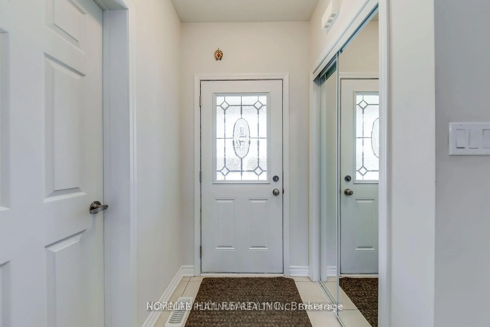 Photo 7 of 1682 Copeland Circle, Milton, Clarke — HOMEH