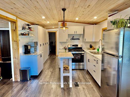 Photo 11 of Unit 107, 1007 Racoon Road, Gravenhurst, Morrison — HOMEH
