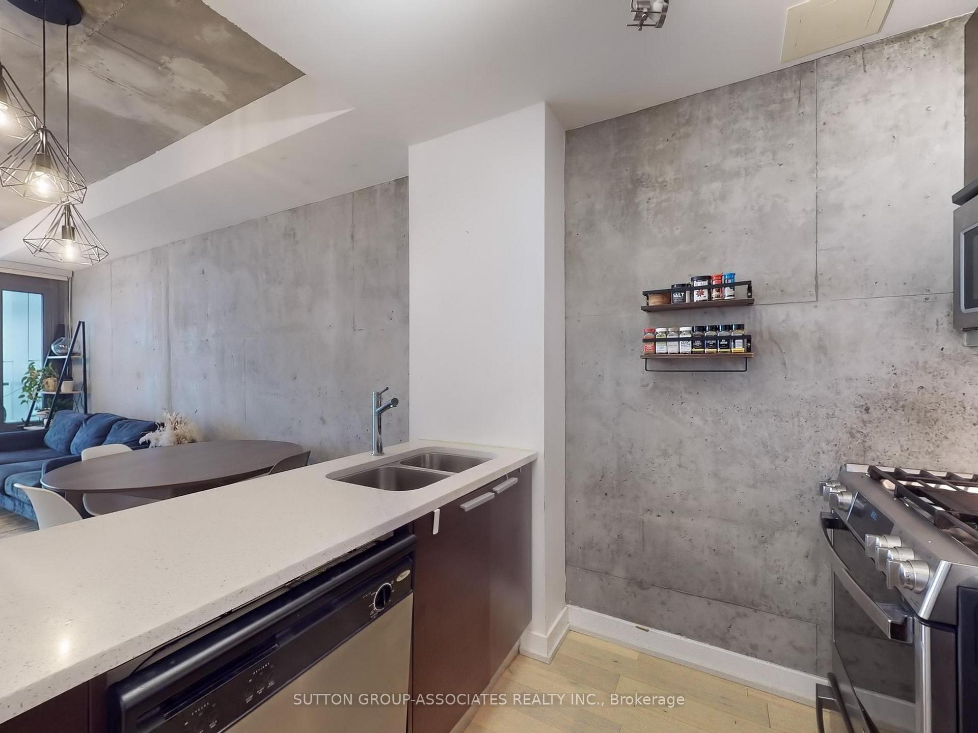 Photo 15 of Unit 811, 138 Princess Street, Toronto, Moss Park — HOMEH
