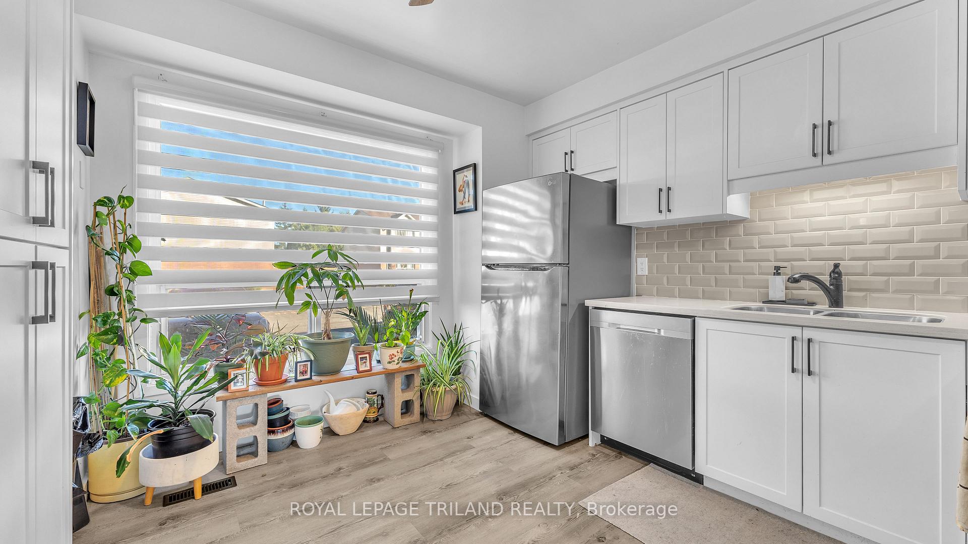 Photo 5 of Unit 16, 595 Third Street, London, East H — HOMEH