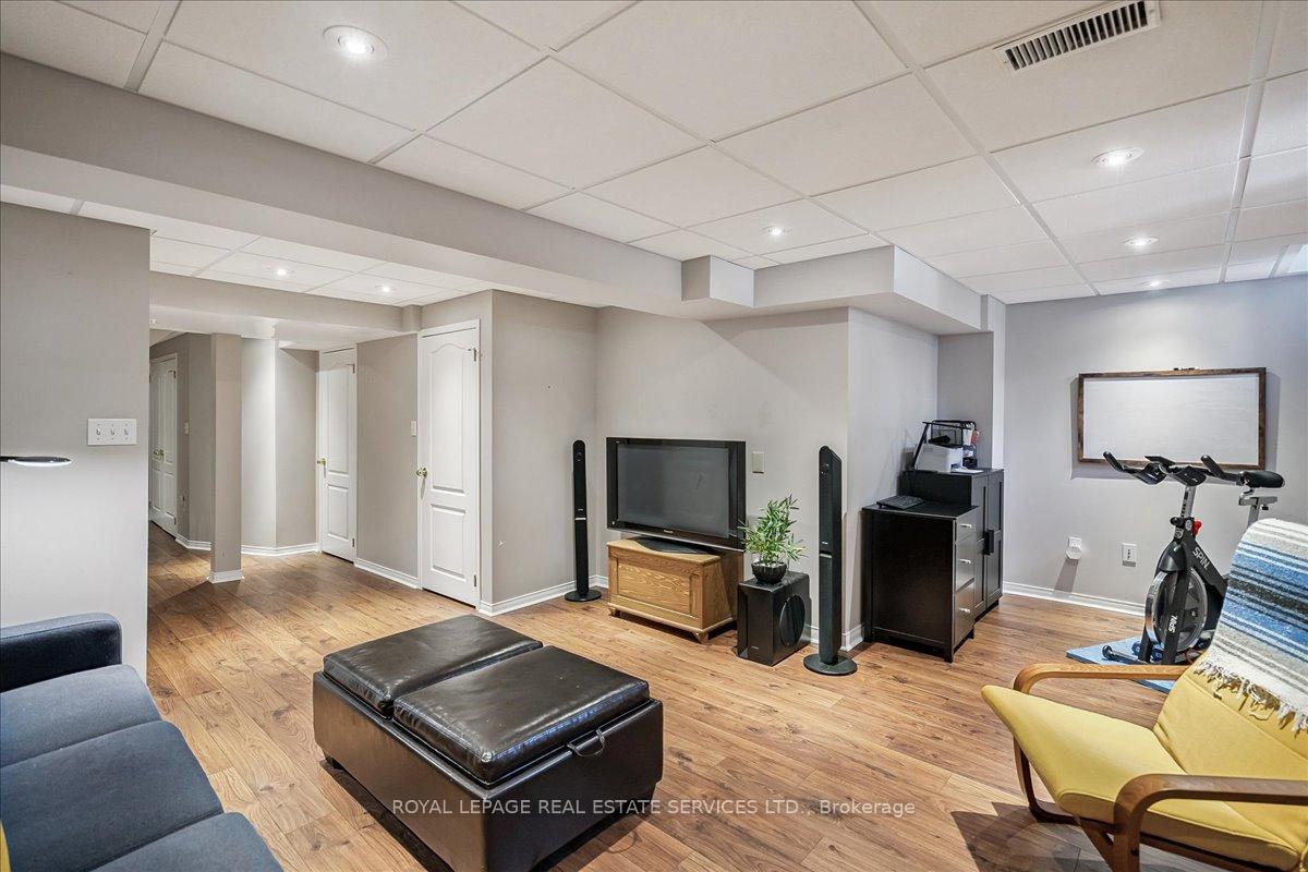 Photo 14 of 2406 Curtis Road, Burlington, Orchard — HOMEH