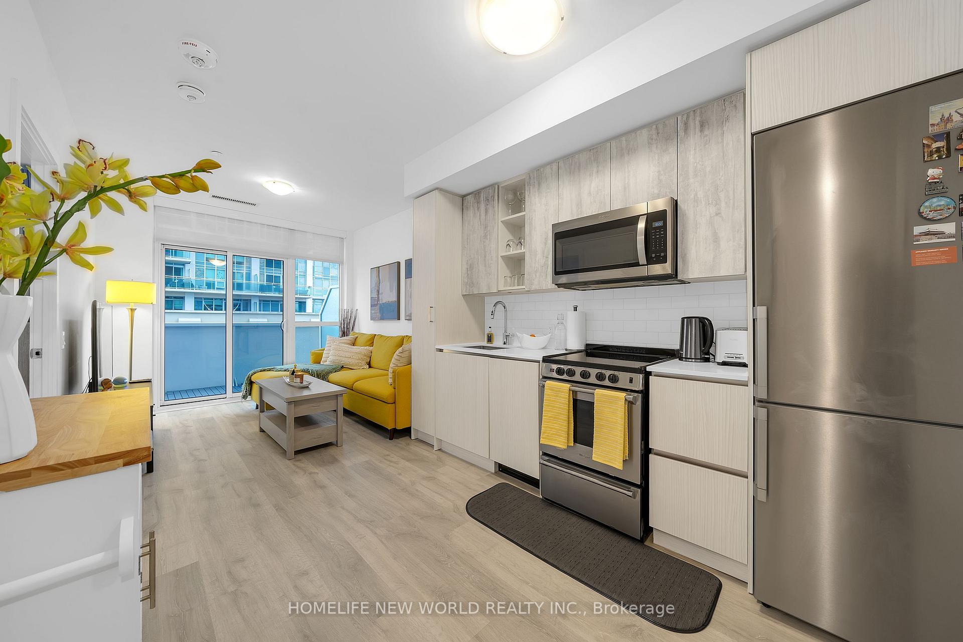 Photo 4 of Unit 412, 251 Manitoba Street, Etobicoke, Mimico — HOMEH