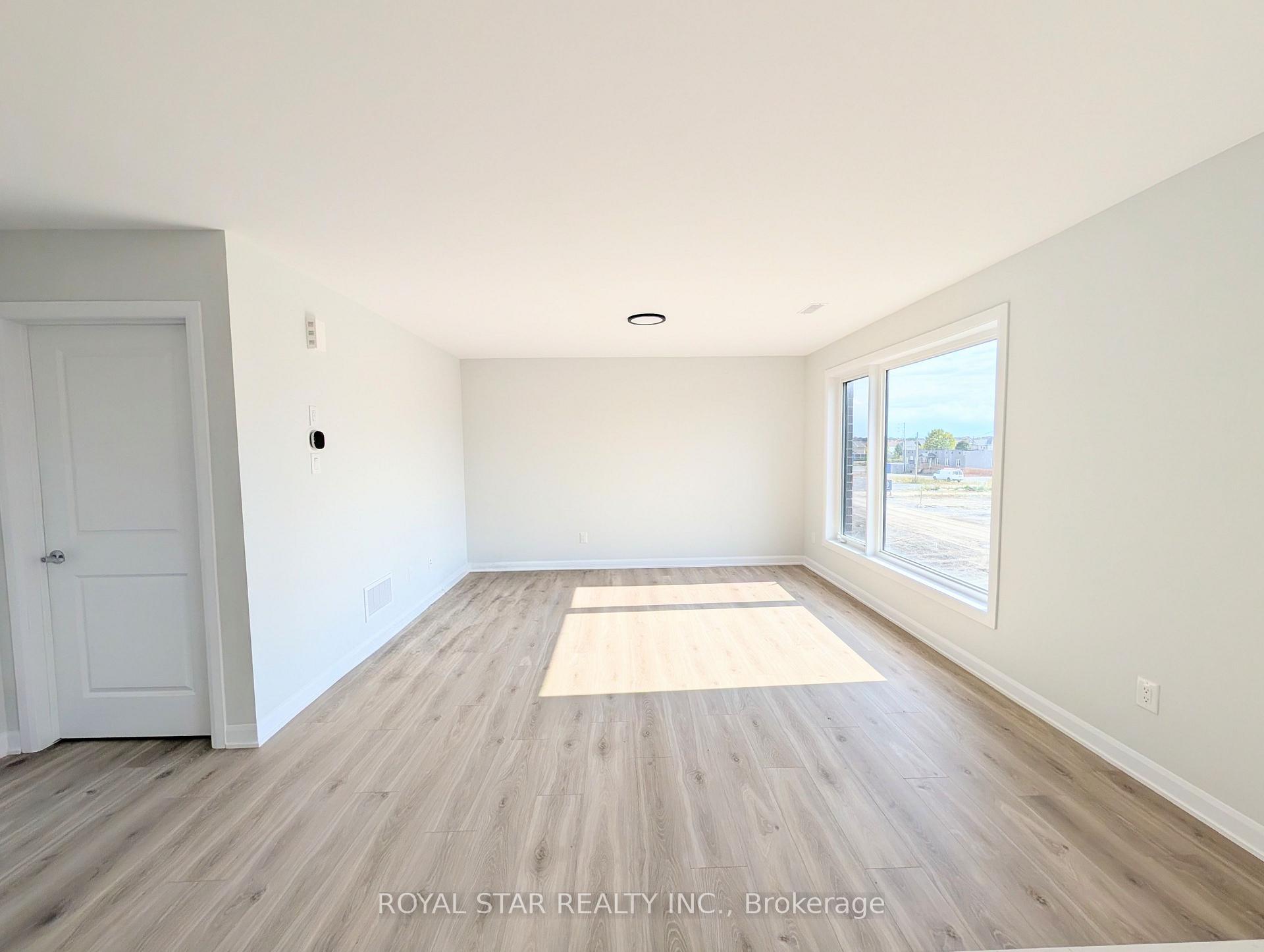 Photo 3 of Unit 15, 1001 Glenroy Gilbert Drive, Ottawa, Barrhaven - Strandherd — HOMEH