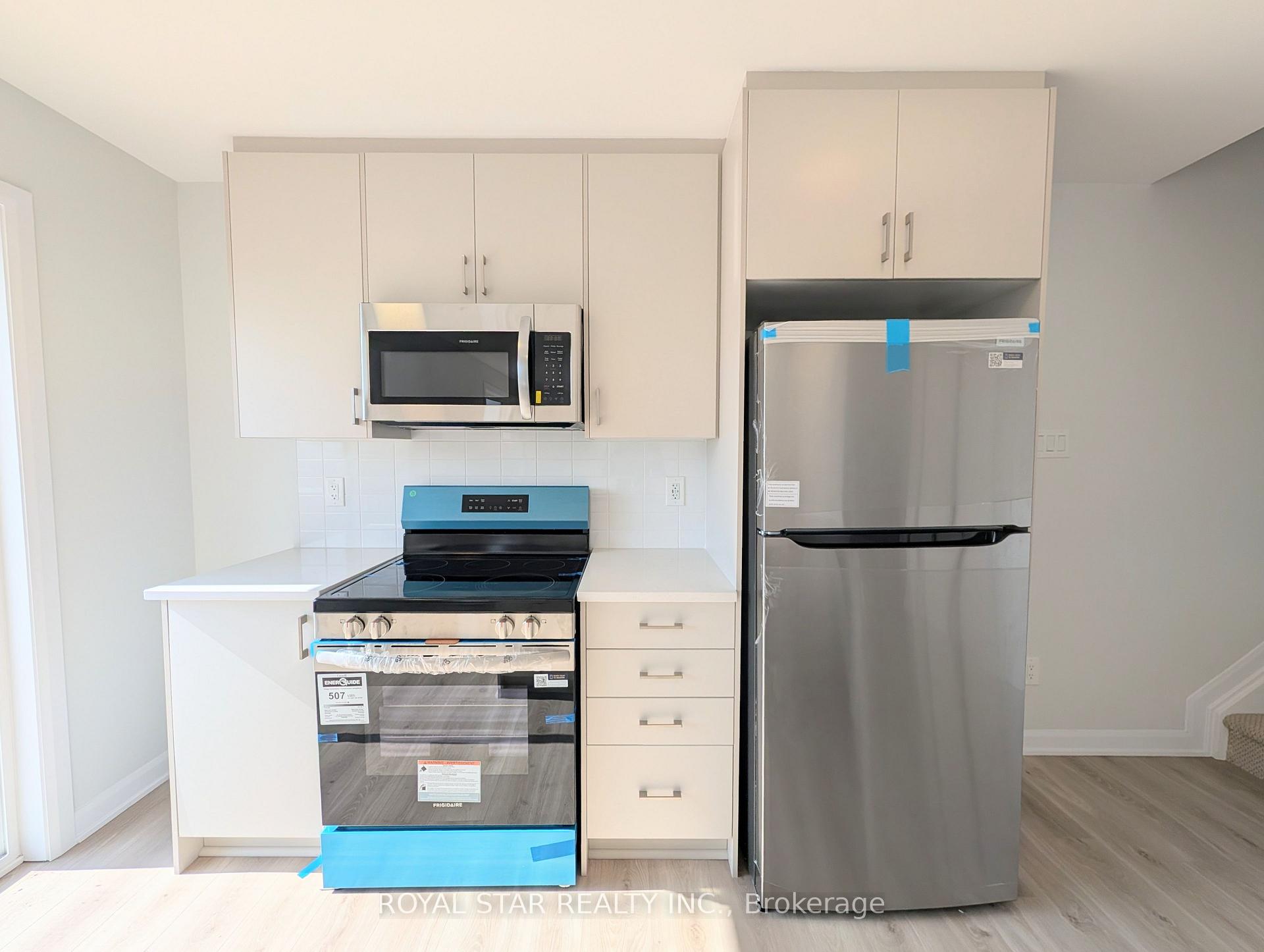 Photo 5 of Unit 15, 1001 Glenroy Gilbert Drive, Ottawa, Barrhaven - Strandherd — HOMEH