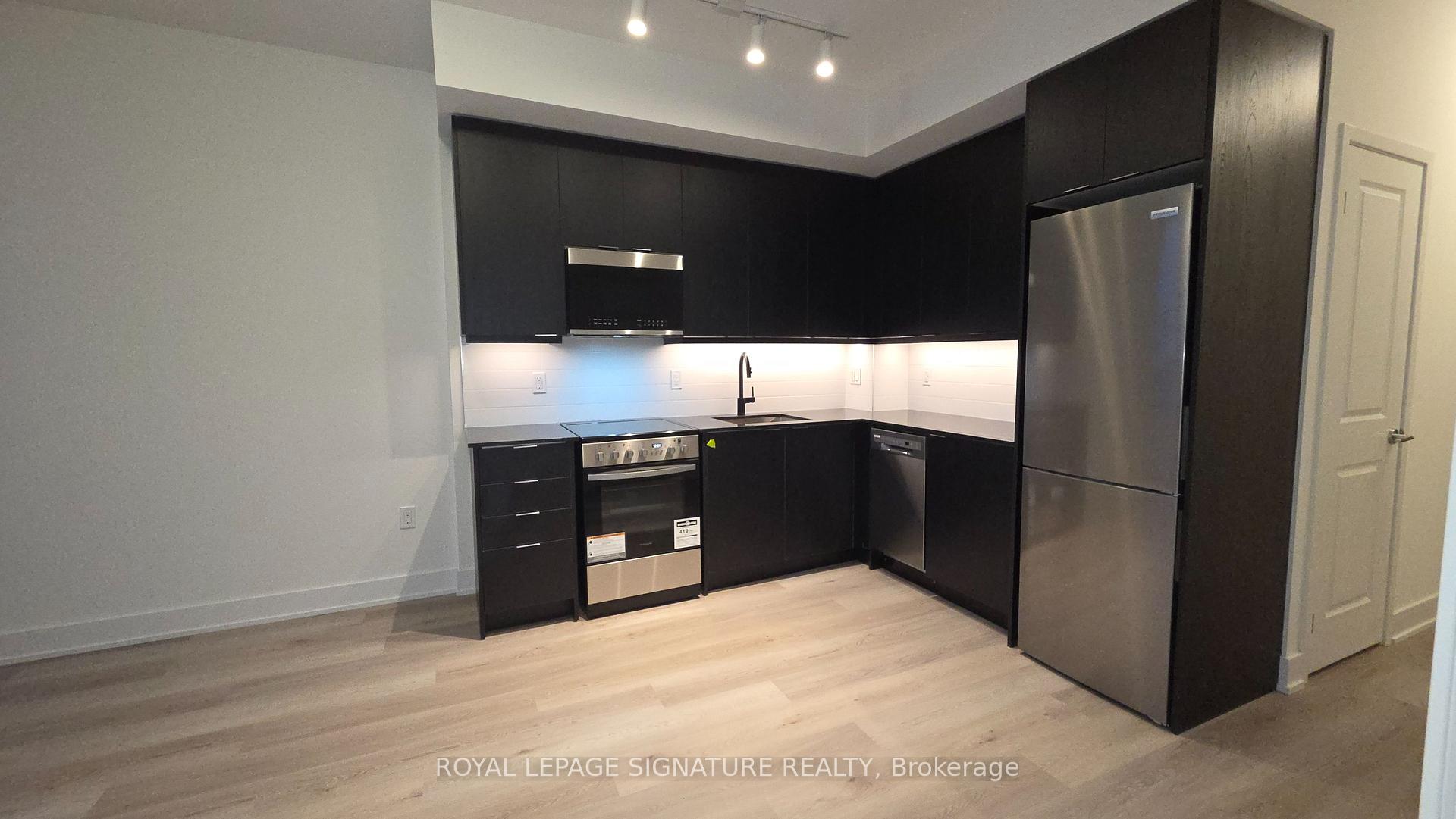 Photo 3 of Unit 1511B, 125 Nipissing Road, Milton, Old Milton — HOMEH