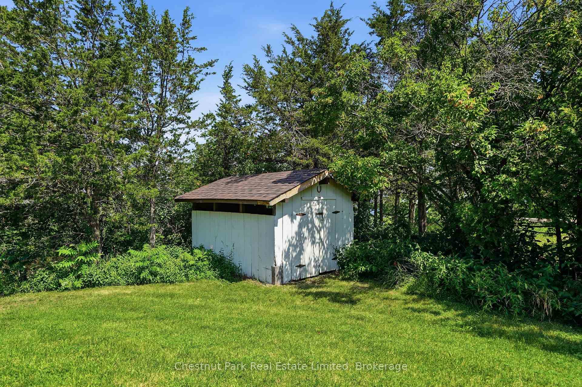 Photo 43 of 1979 County Road 7, Prince Edward County, North Marysburg Ward — HOMEH