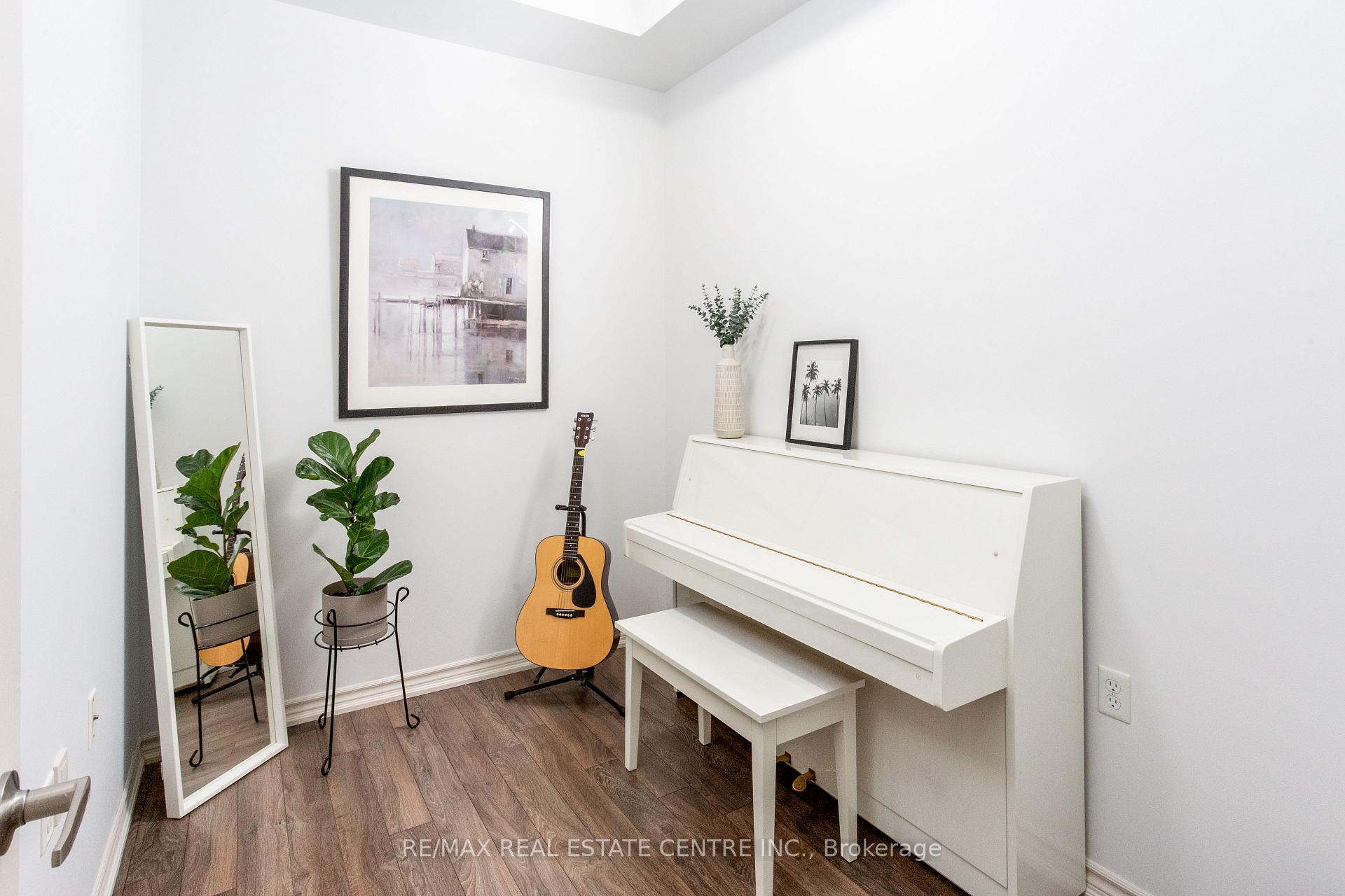 Photo 16 of Unit 412, 1460 Main Street E, Milton, Dempsey — HOMEH