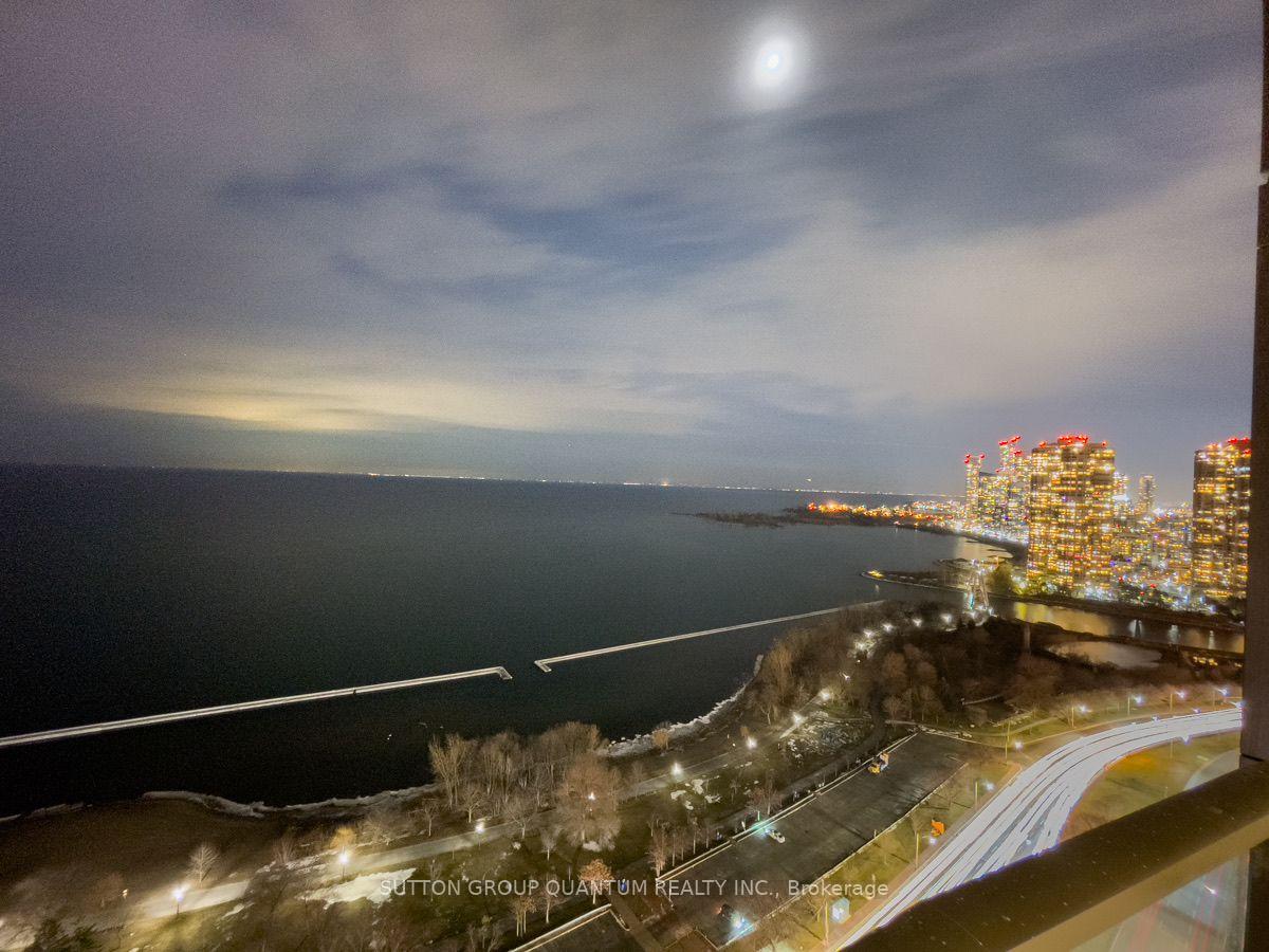 Photo 2 of 1928 Lakeshore Boulevard W, Toronto, High Park-Swansea — HOMEH