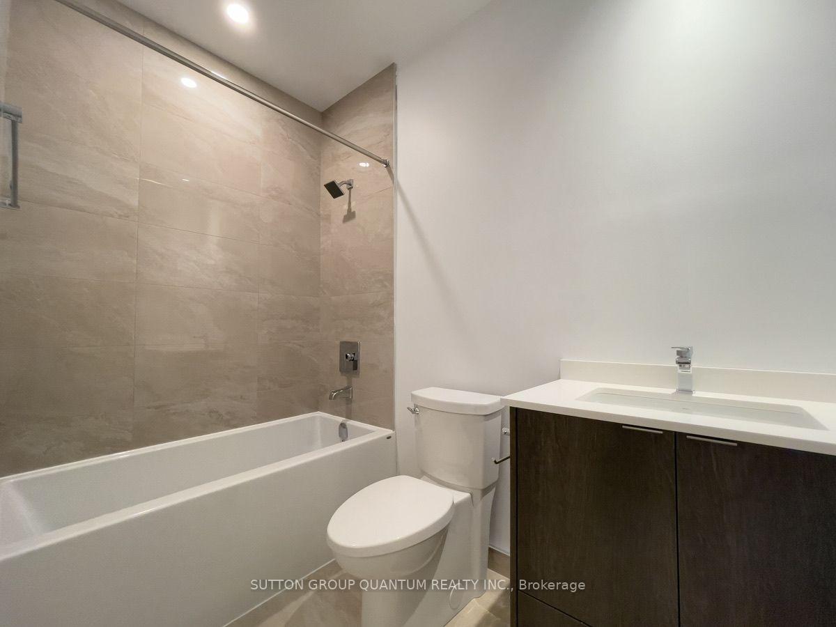 Photo 16 of 1928 Lakeshore Boulevard W, Toronto, High Park-Swansea — HOMEH