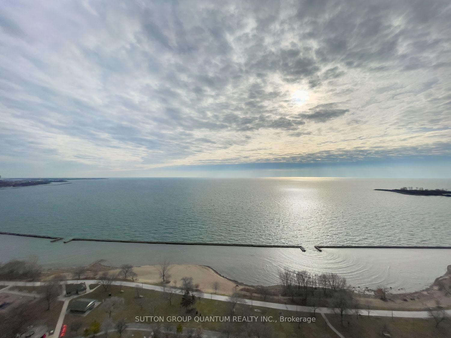 Photo 26 of 1928 Lakeshore Boulevard W, Toronto, High Park-Swansea — HOMEH