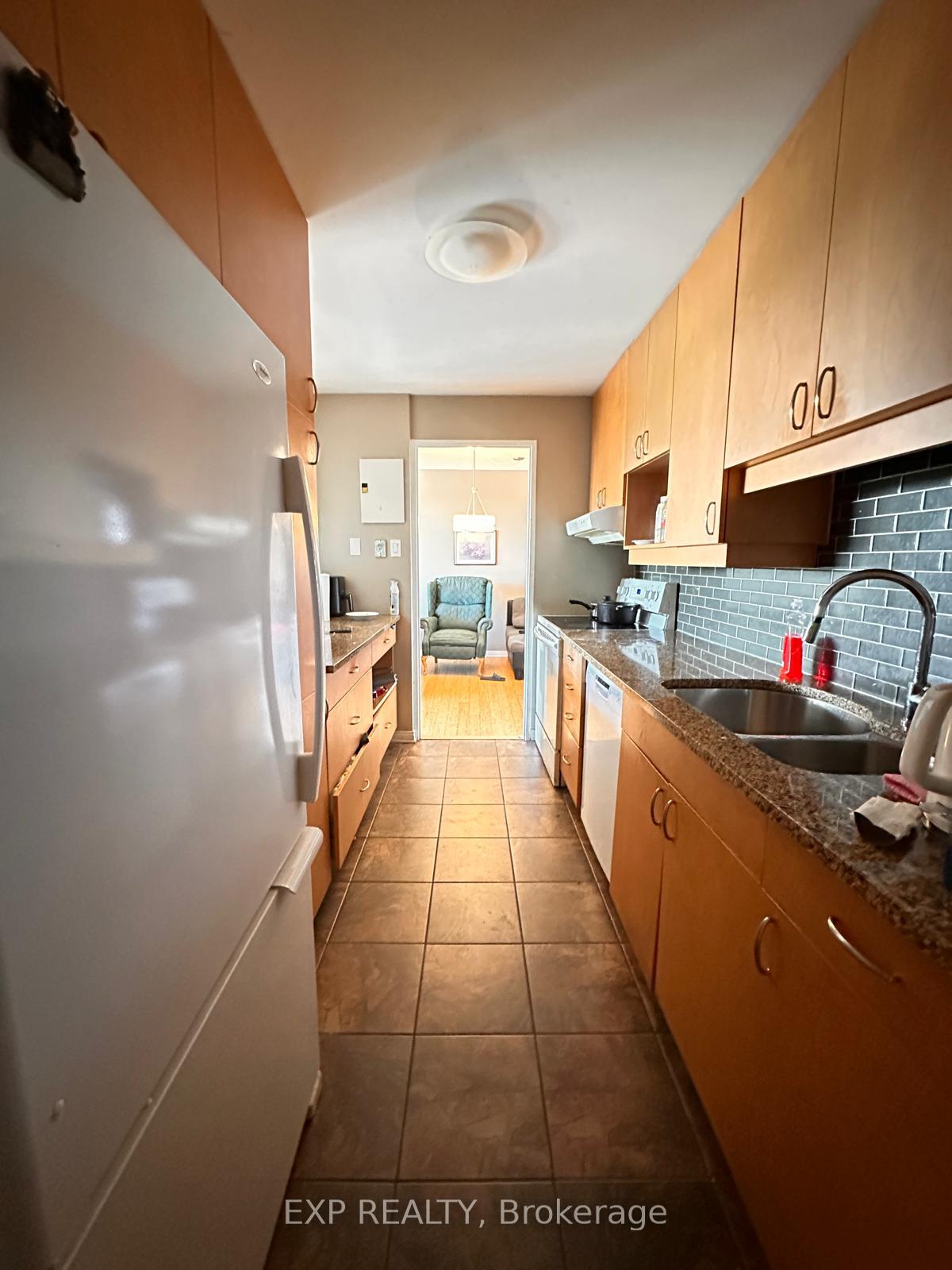 Photo 5 of Unit 907, 1025 Richmond Road, Ottawa, Woodroffe — HOMEH