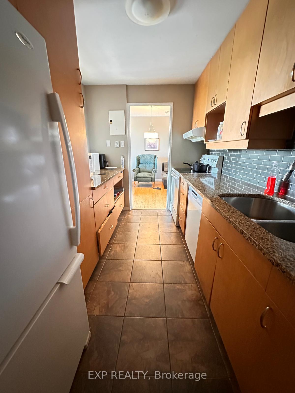 Photo 6 of Unit 907, 1025 Richmond Road, Ottawa, Woodroffe — HOMEH