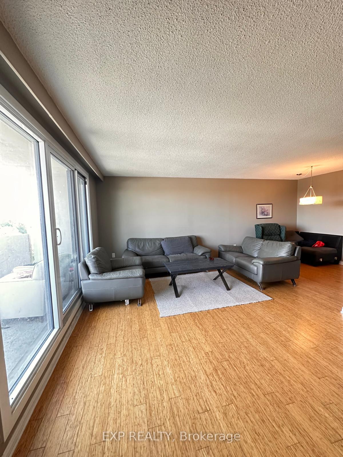 Photo 13 of Unit 907, 1025 Richmond Road, Ottawa, Woodroffe — HOMEH