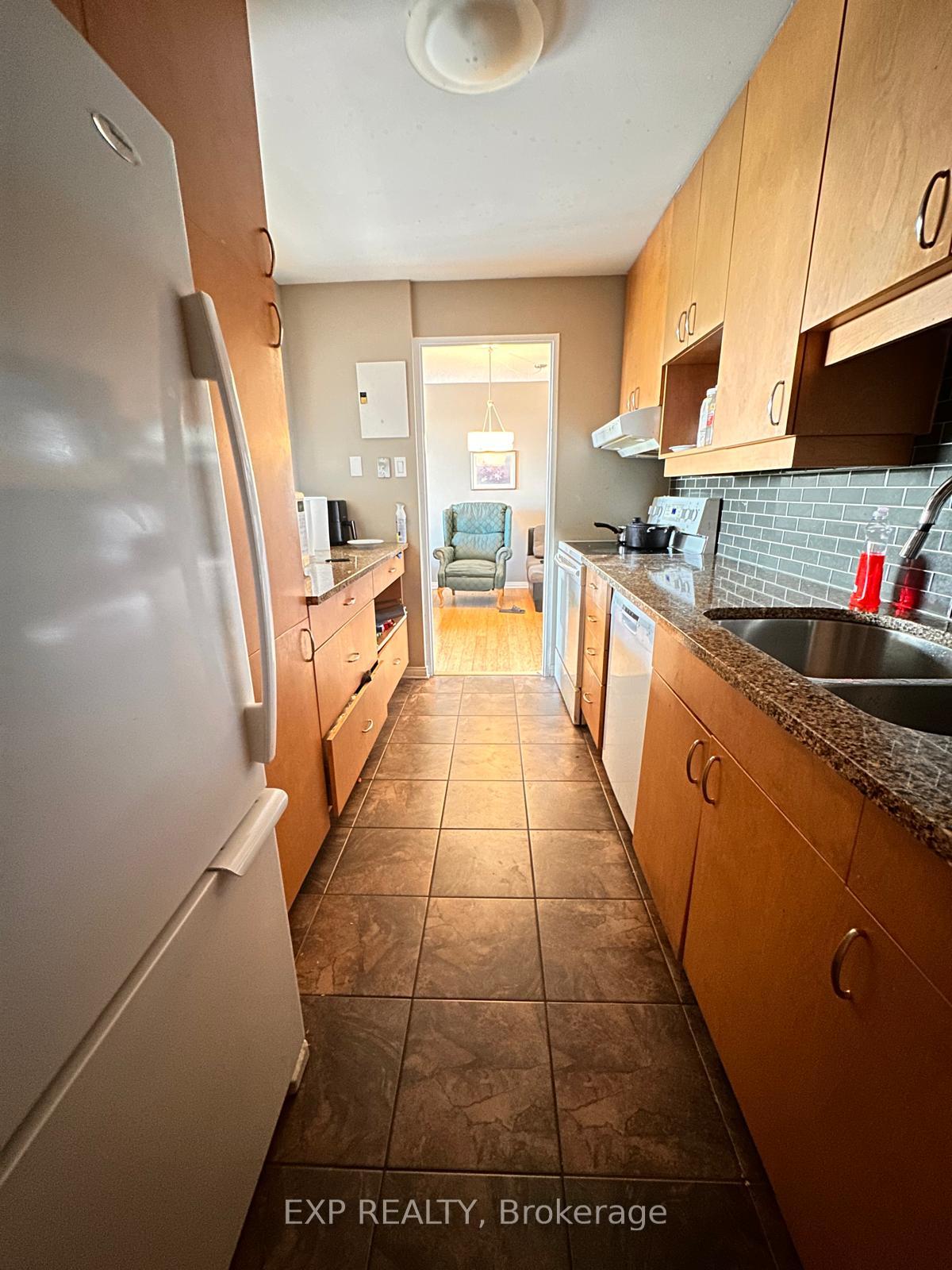 Photo 19 of Unit 907, 1025 Richmond Road, Ottawa, Woodroffe — HOMEH