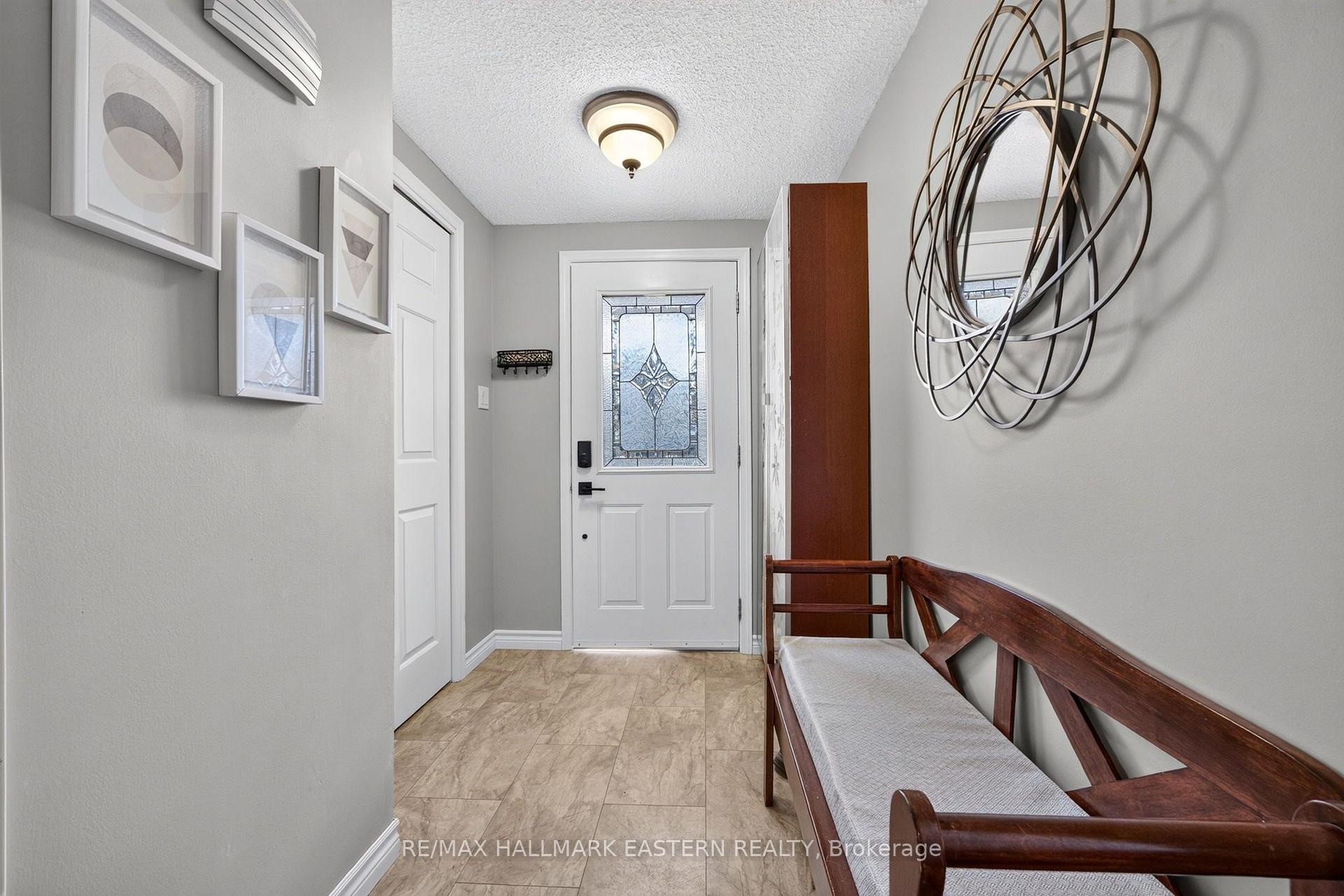Photo 8 of 2296 Kawartha Heights Boulevard, Peterborough, Monaghan Ward 2 — HOMEH