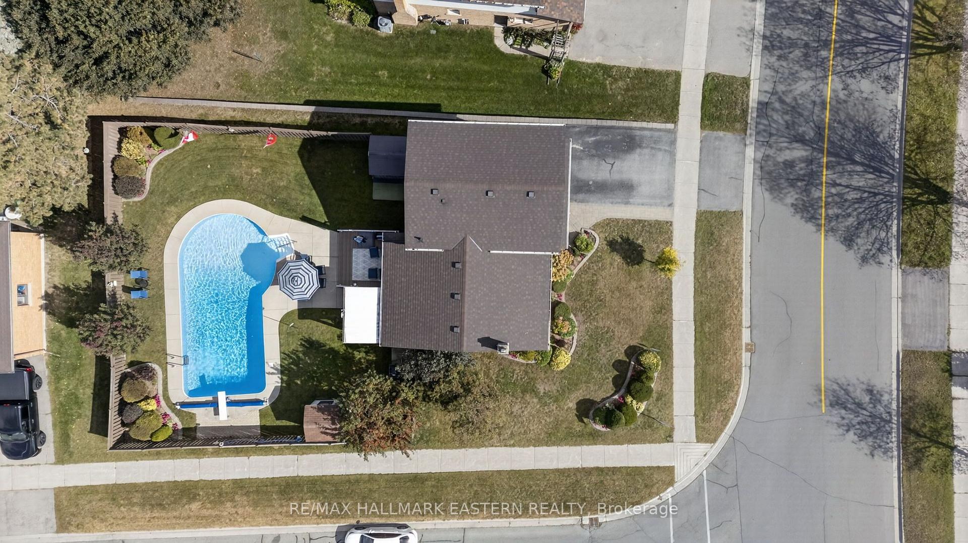 Photo 3 of 2296 Kawartha Heights Boulevard, Peterborough, Monaghan Ward 2 — HOMEH
