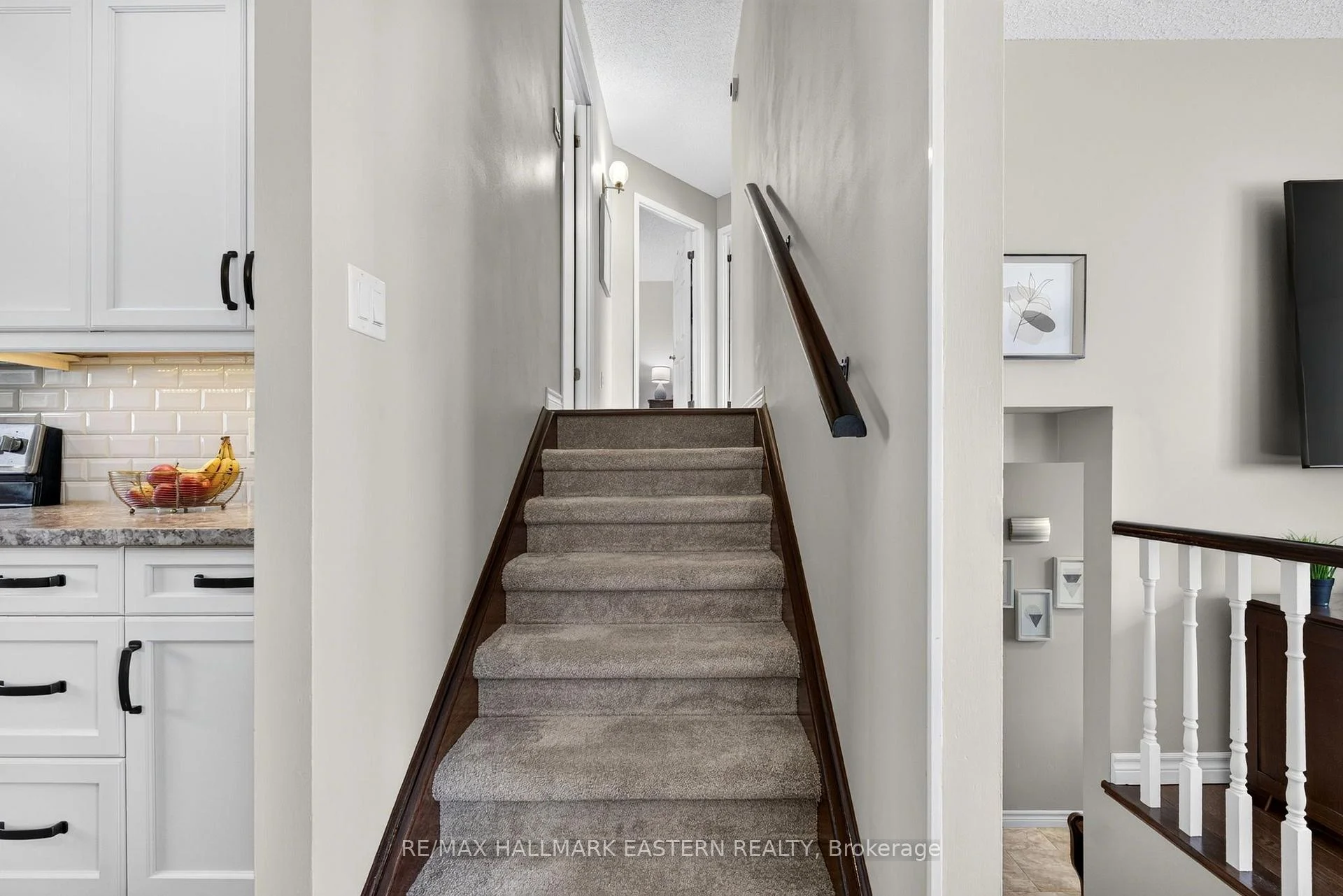 Photo 21 of 2296 Kawartha Heights Boulevard, Peterborough, Monaghan Ward 2 — HOMEH