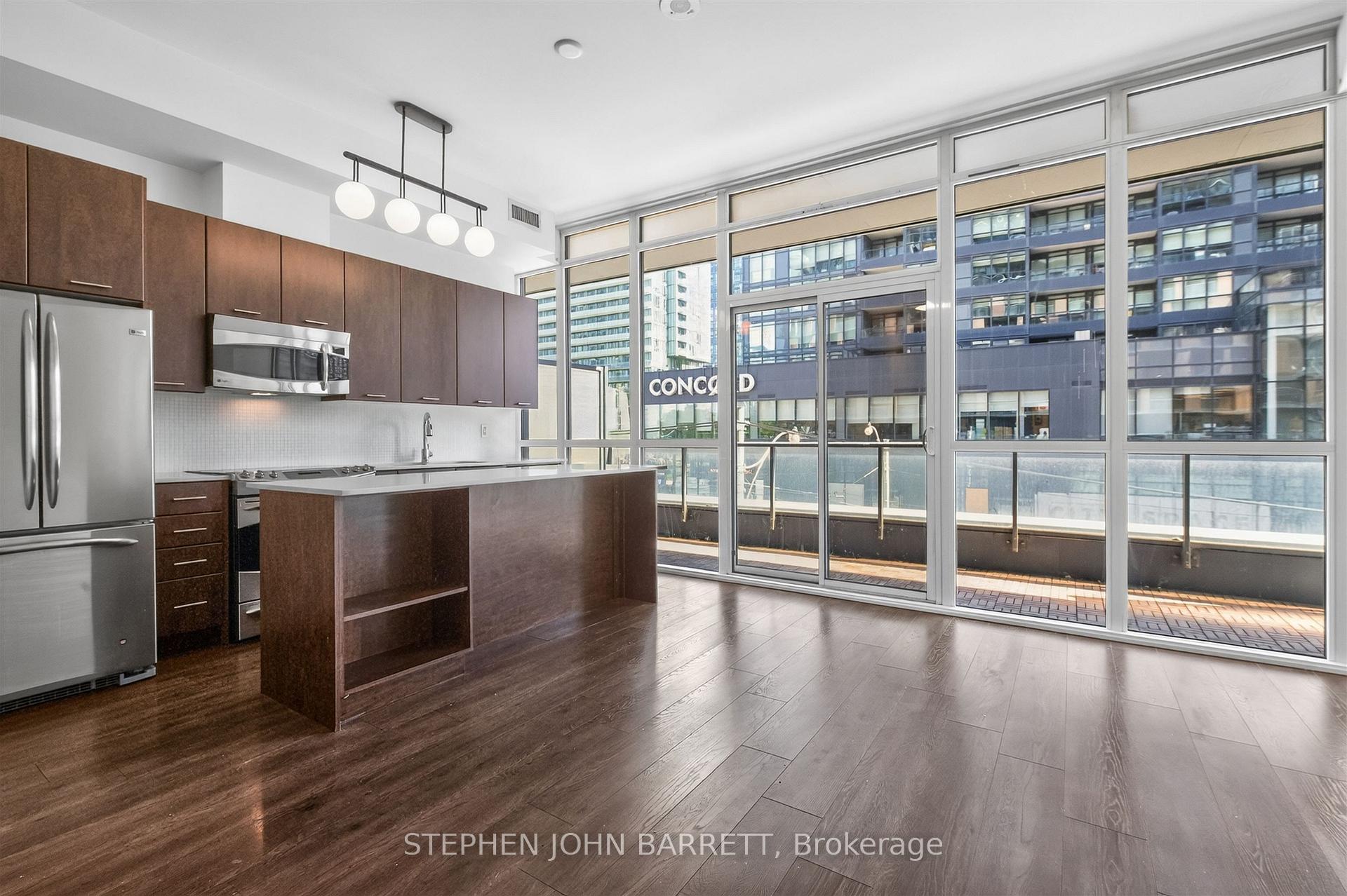 Photo 7 of Unit 206, 169 Fort York Boulevard, Toronto, Niagara — HOMEH