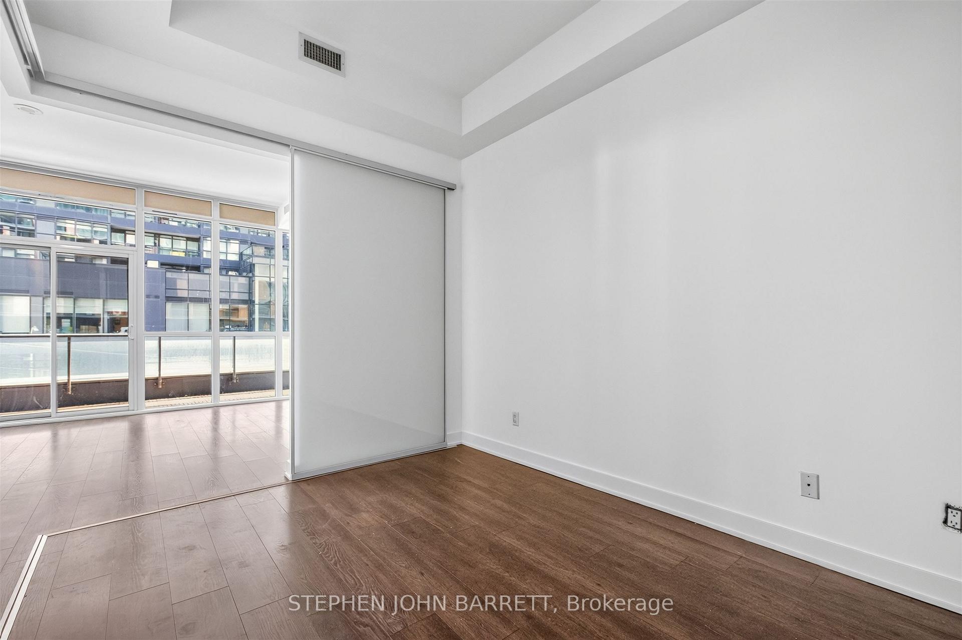 Photo 14 of Unit 206, 169 Fort York Boulevard, Toronto, Niagara — HOMEH