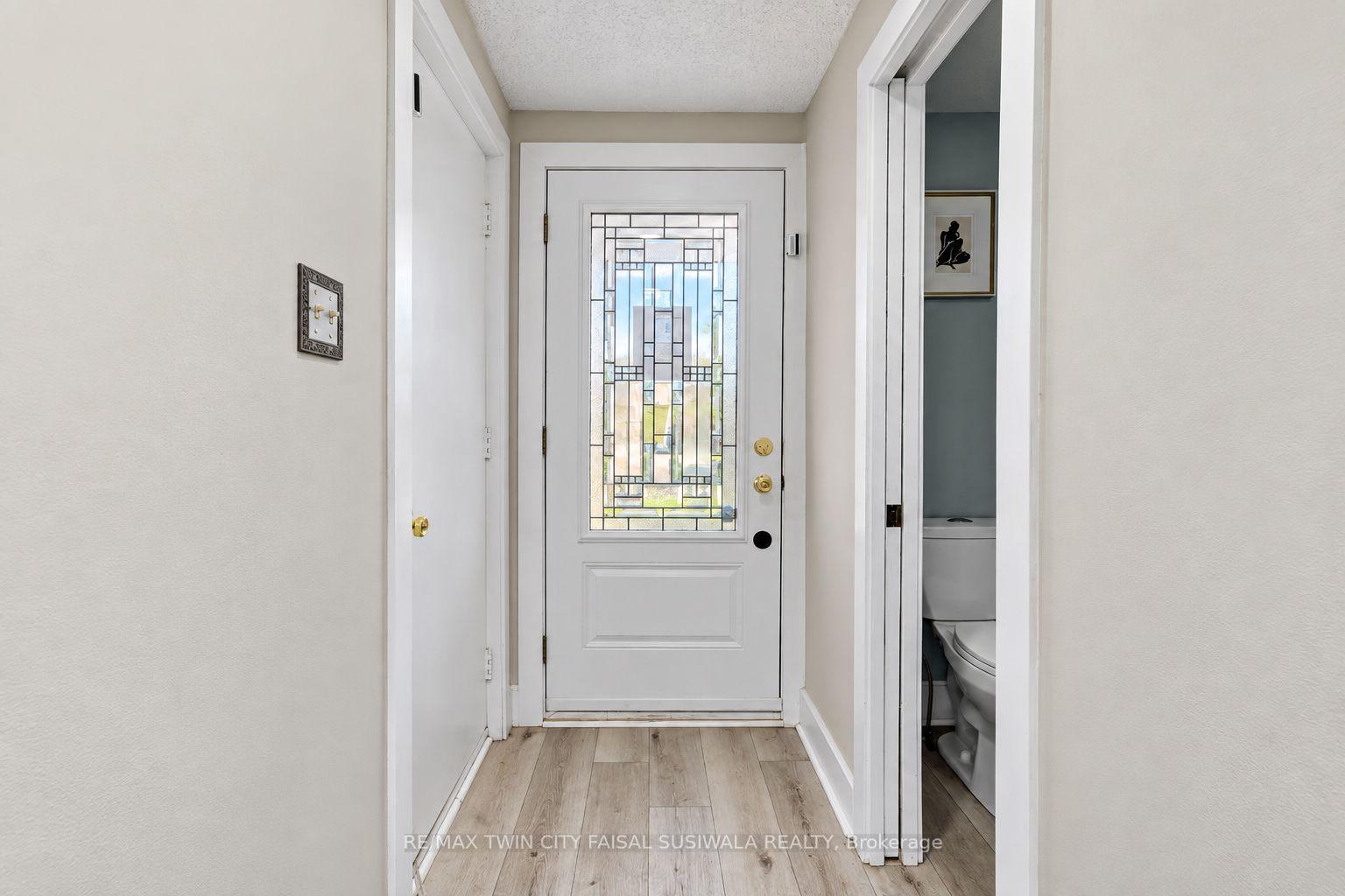 Photo 9 of 56 Poplar Drive, Cambridge, Silver Heights — HOMEH