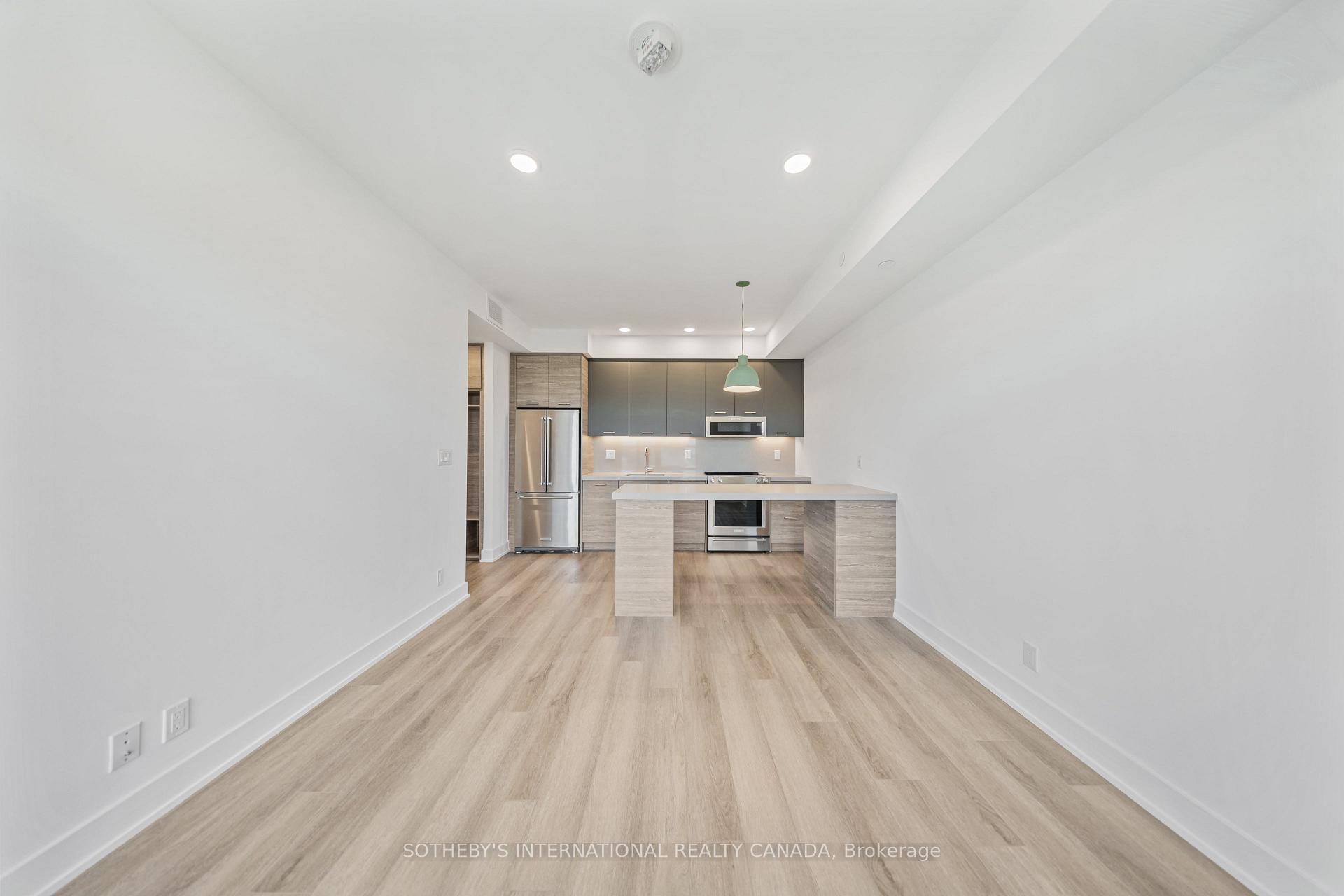 Photo 6 of Unit 705, 484 Spadina Avenue, Toronto, University — HOMEH