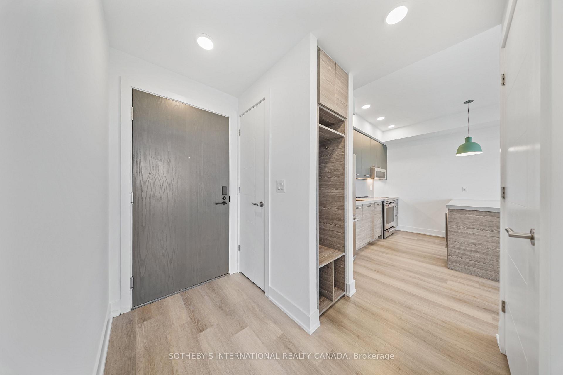 Photo of Unit 404, 484 Spadina Avenue