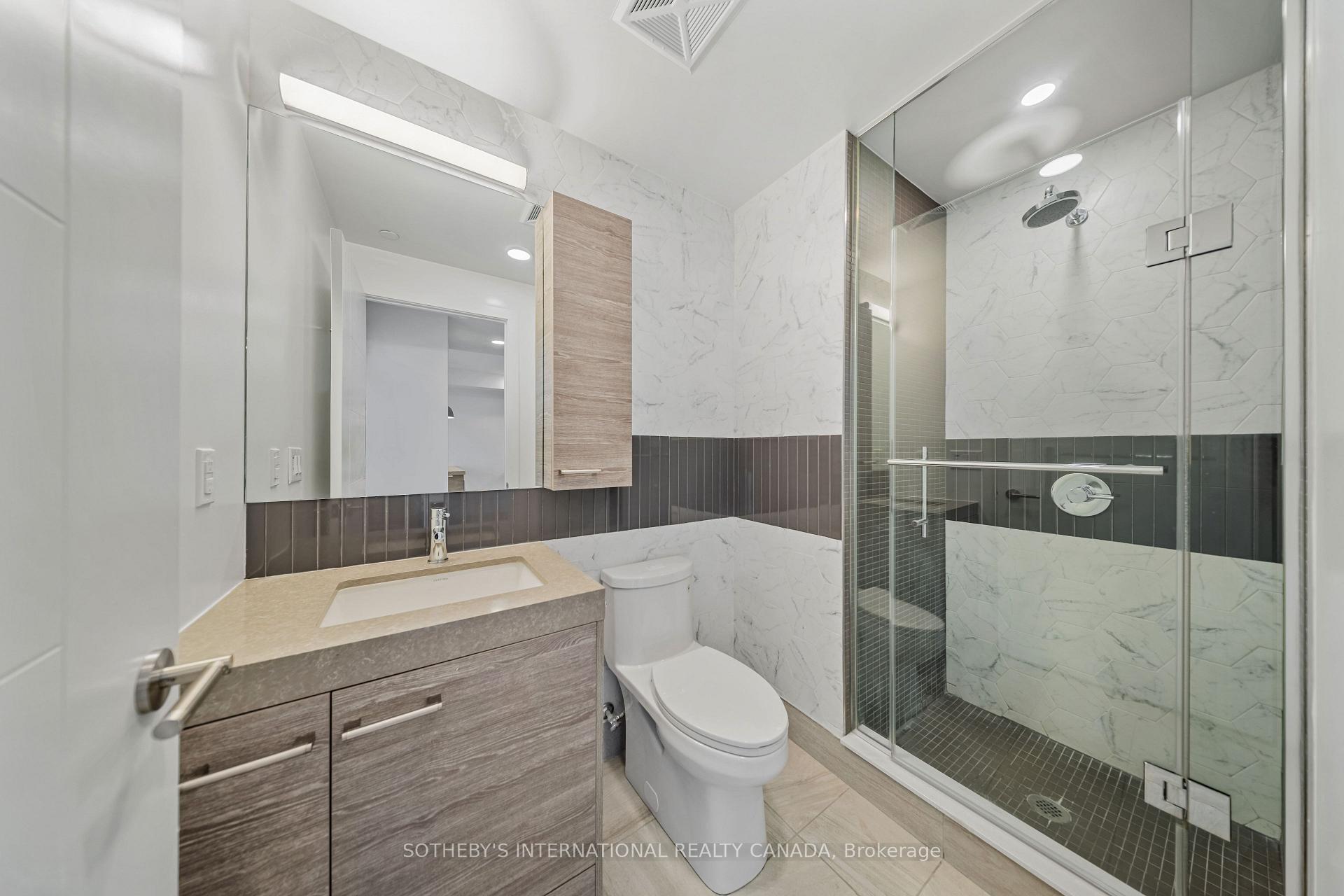 Photo 12 of Unit 404, 484 Spadina Avenue, Toronto, University — HOMEH