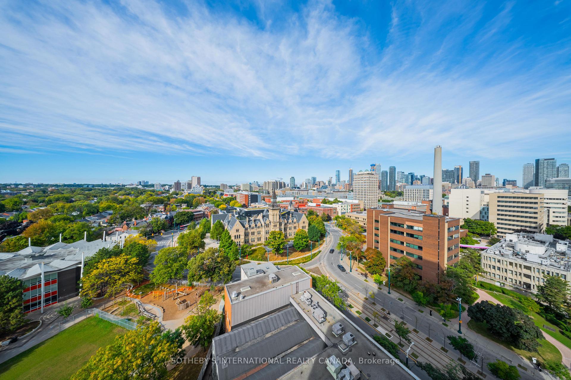 Photo 17 of Unit 404, 484 Spadina Avenue, Toronto, University — HOMEH