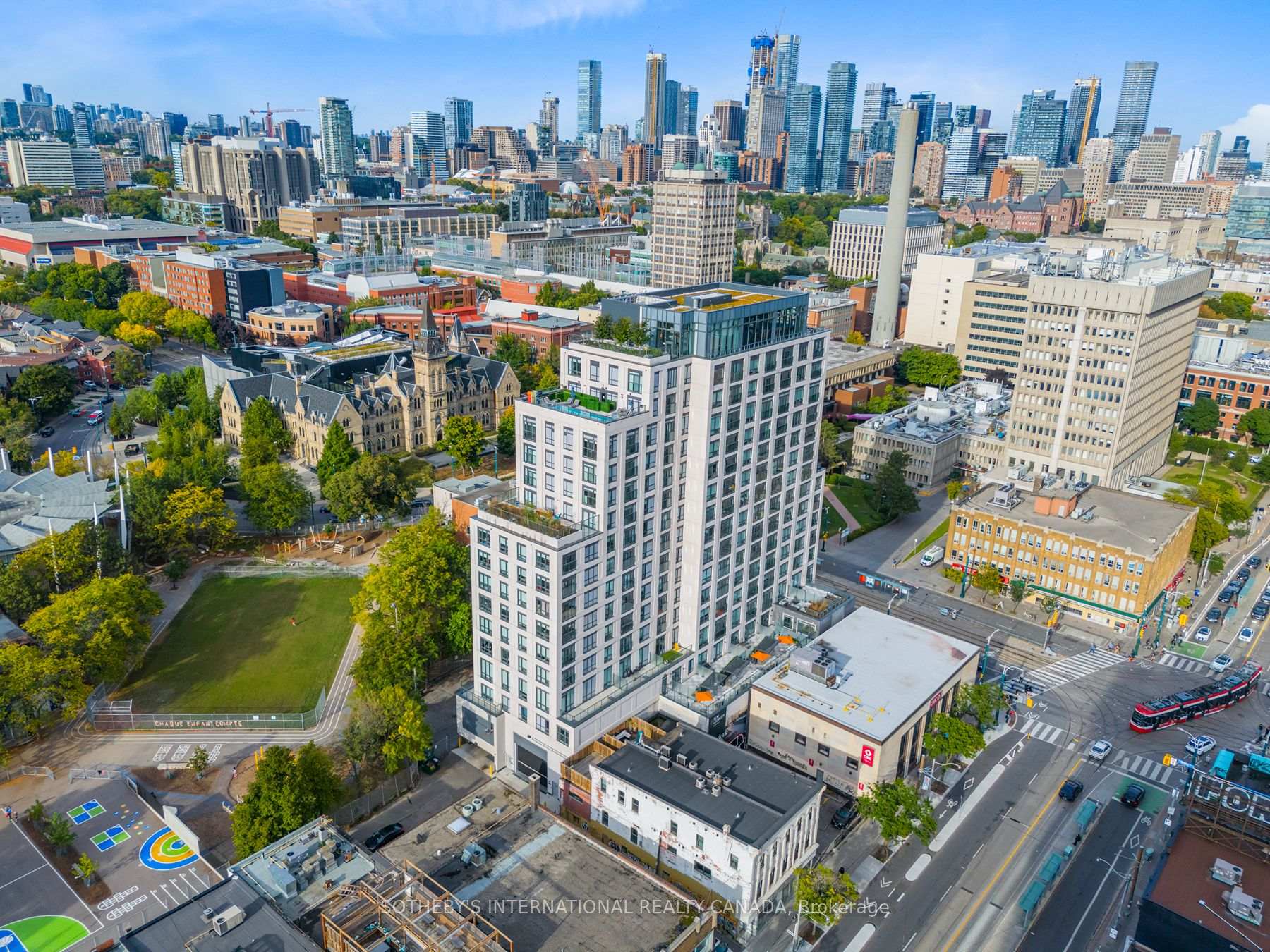 Photo 20 of Unit 404, 484 Spadina Avenue, Toronto, University — HOMEH