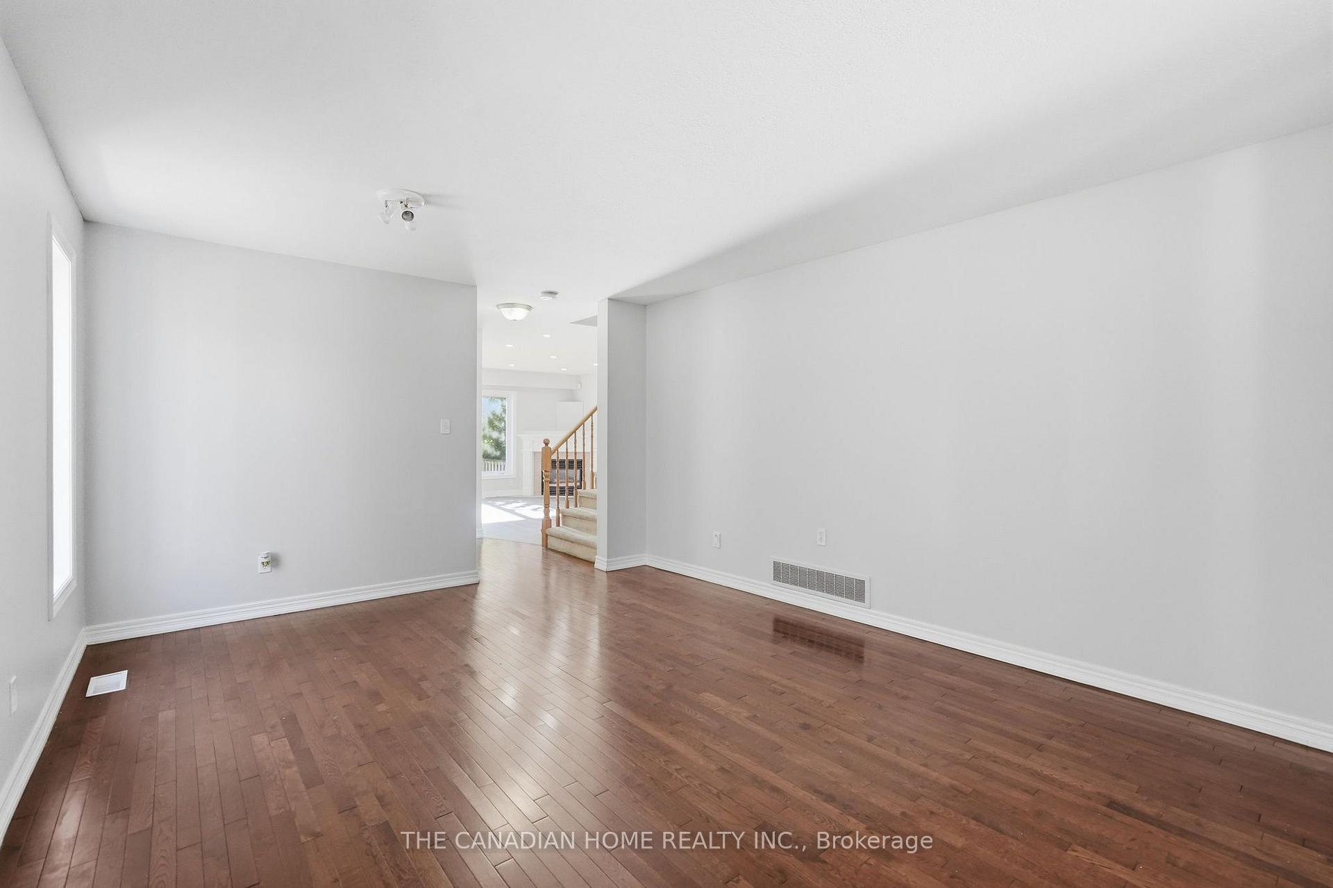 Photo 7 of Unit 14, 78 Peachwood Crescent, Hamilton, Stoney Creek — HOMEH