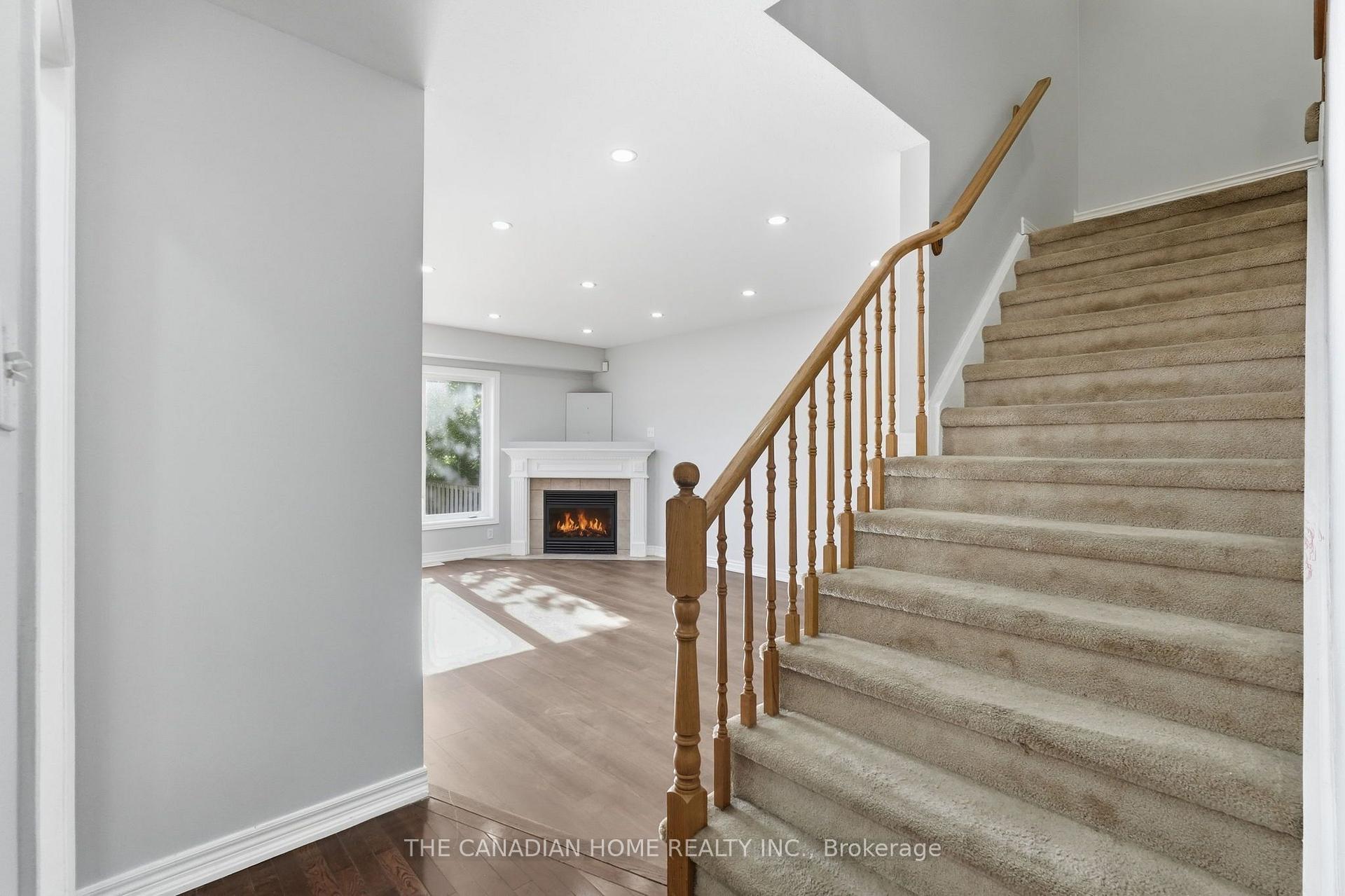 Photo 9 of Unit 14, 78 Peachwood Crescent, Hamilton, Stoney Creek — HOMEH