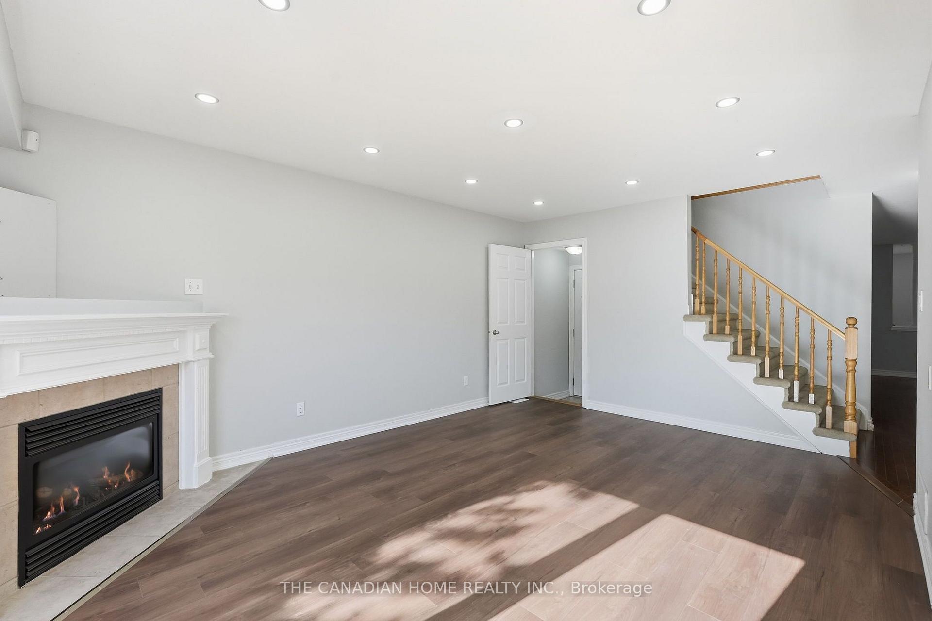 Photo 12 of Unit 14, 78 Peachwood Crescent, Hamilton, Stoney Creek — HOMEH